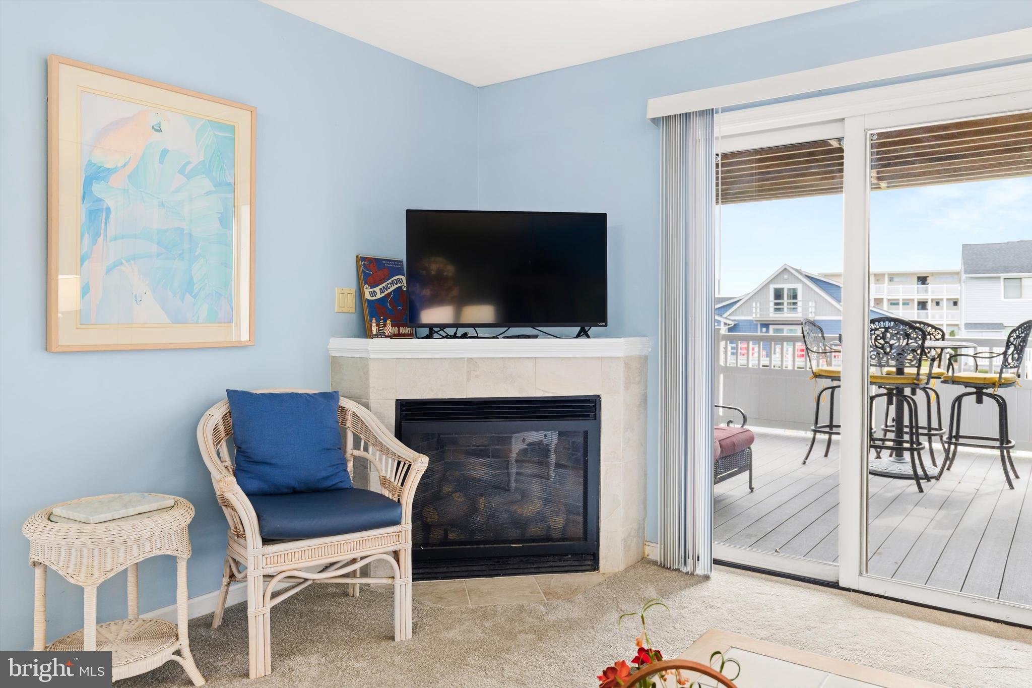 201 S HERON DRIVE B16