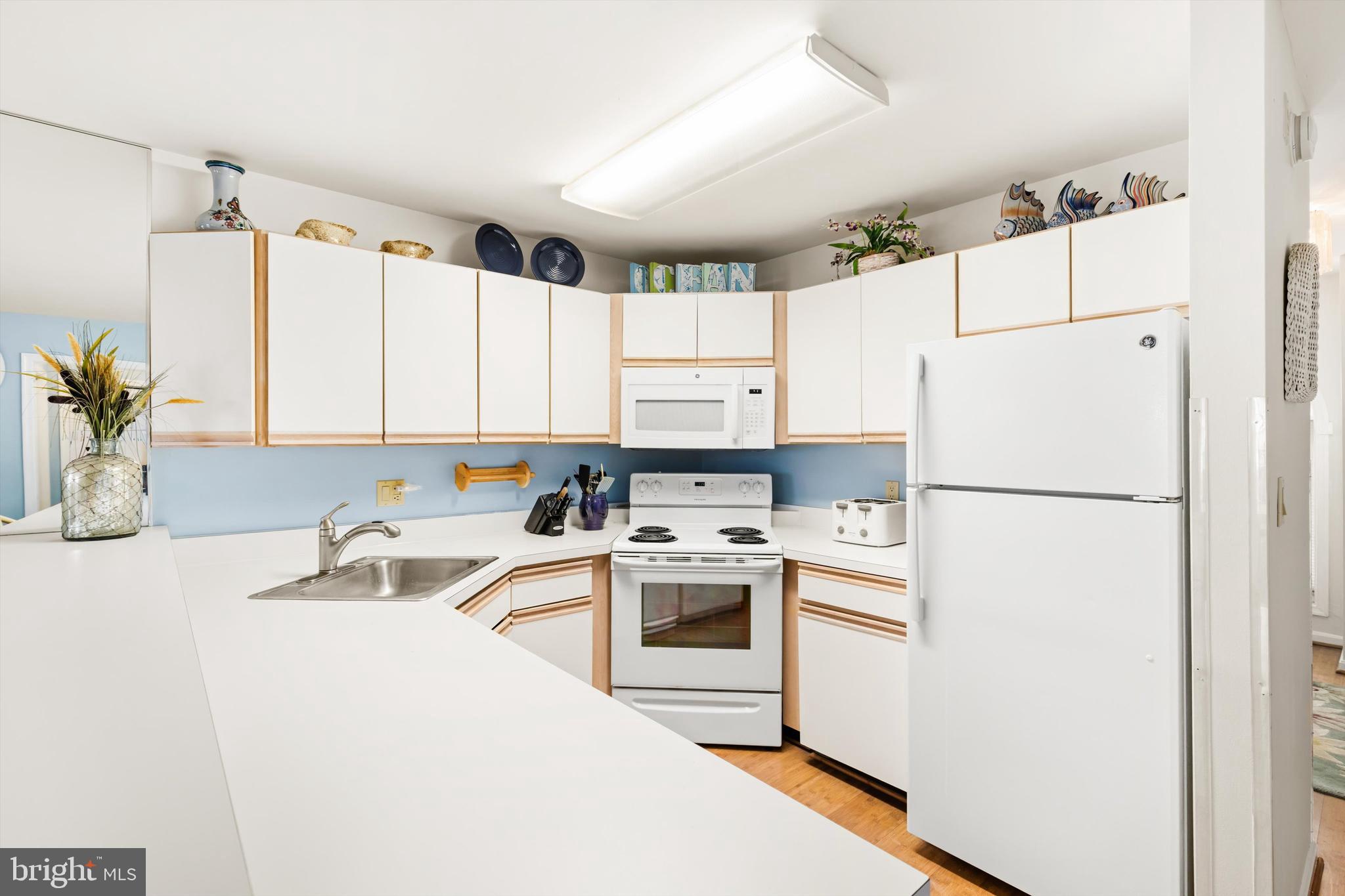 HERON HARBOUR - Residential