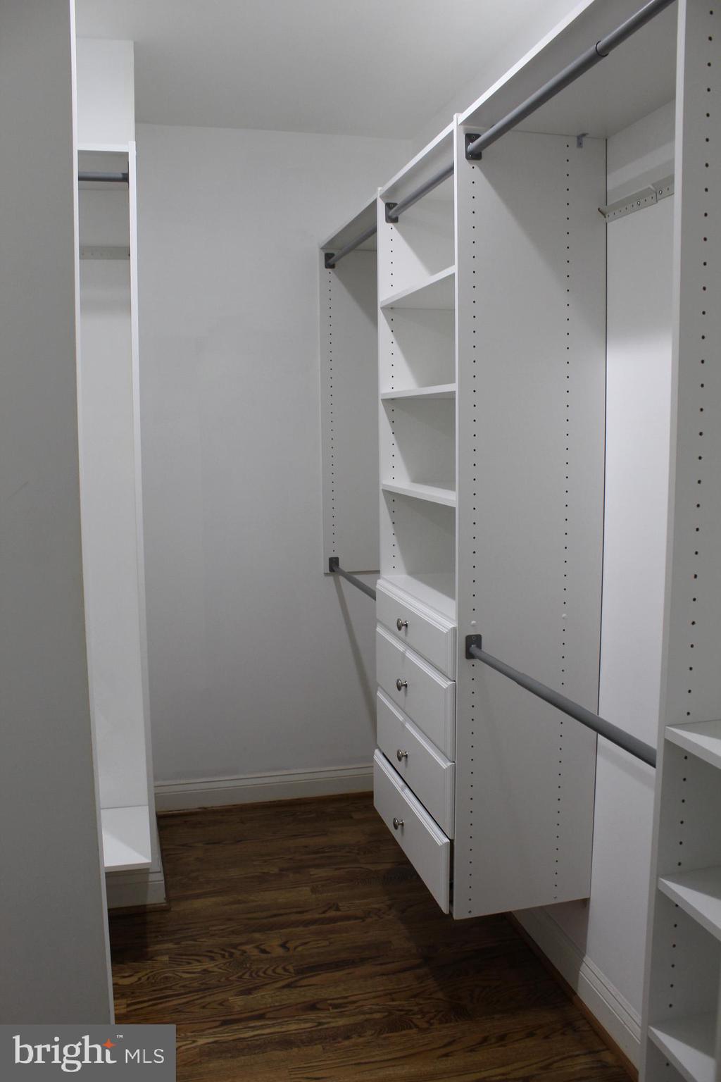 RIDGE TOP - Residential Lease