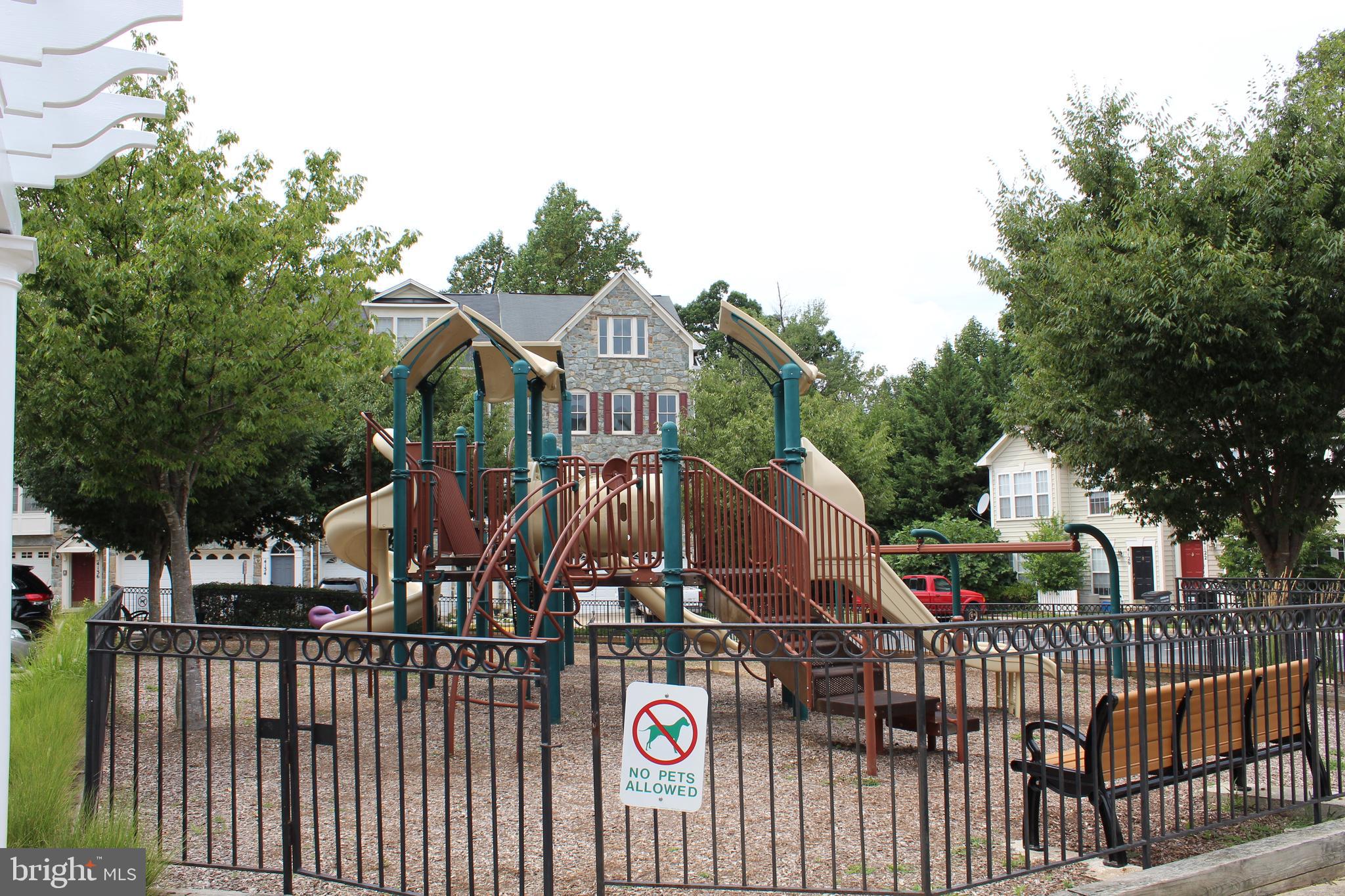 RIDGE TOP - Residential Lease