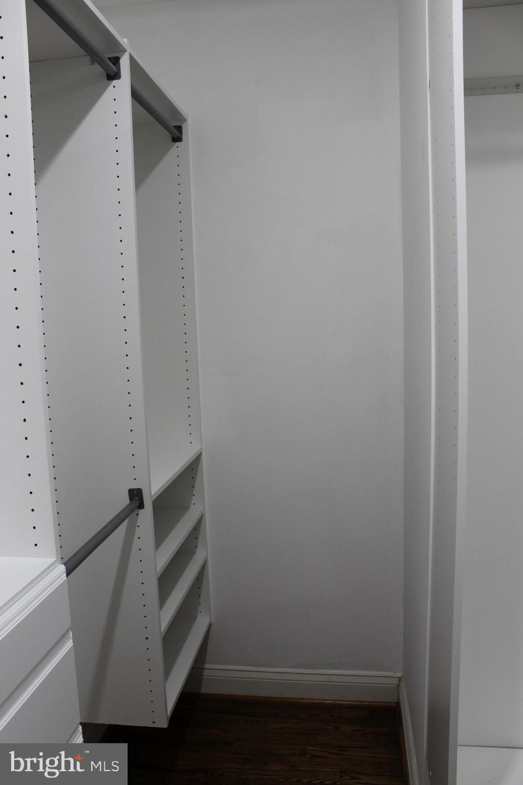 RIDGE TOP - Residential Lease