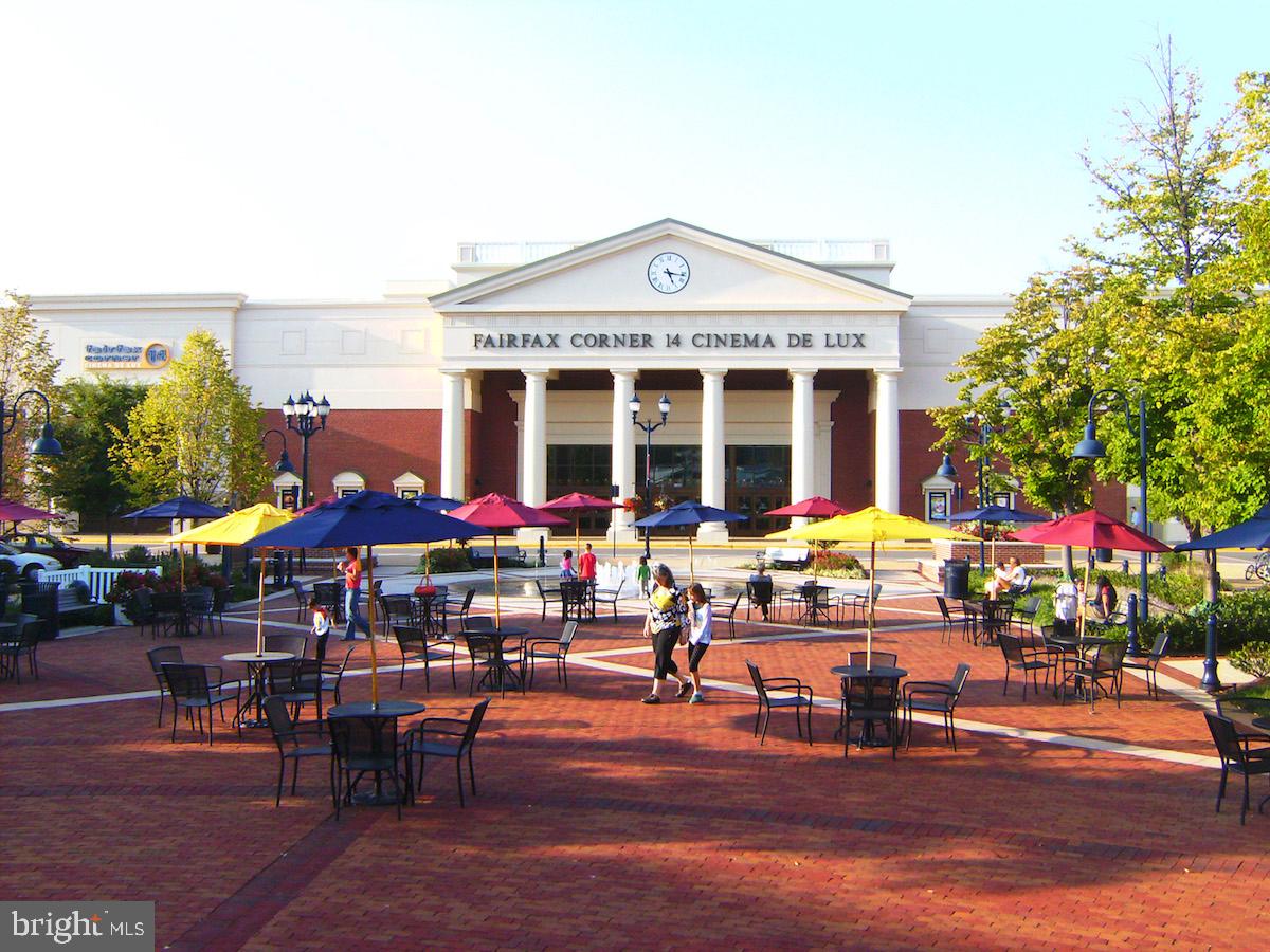 RIDGE TOP - Residential Lease