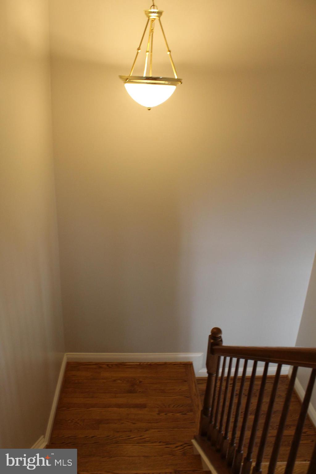 RIDGE TOP - Residential Lease