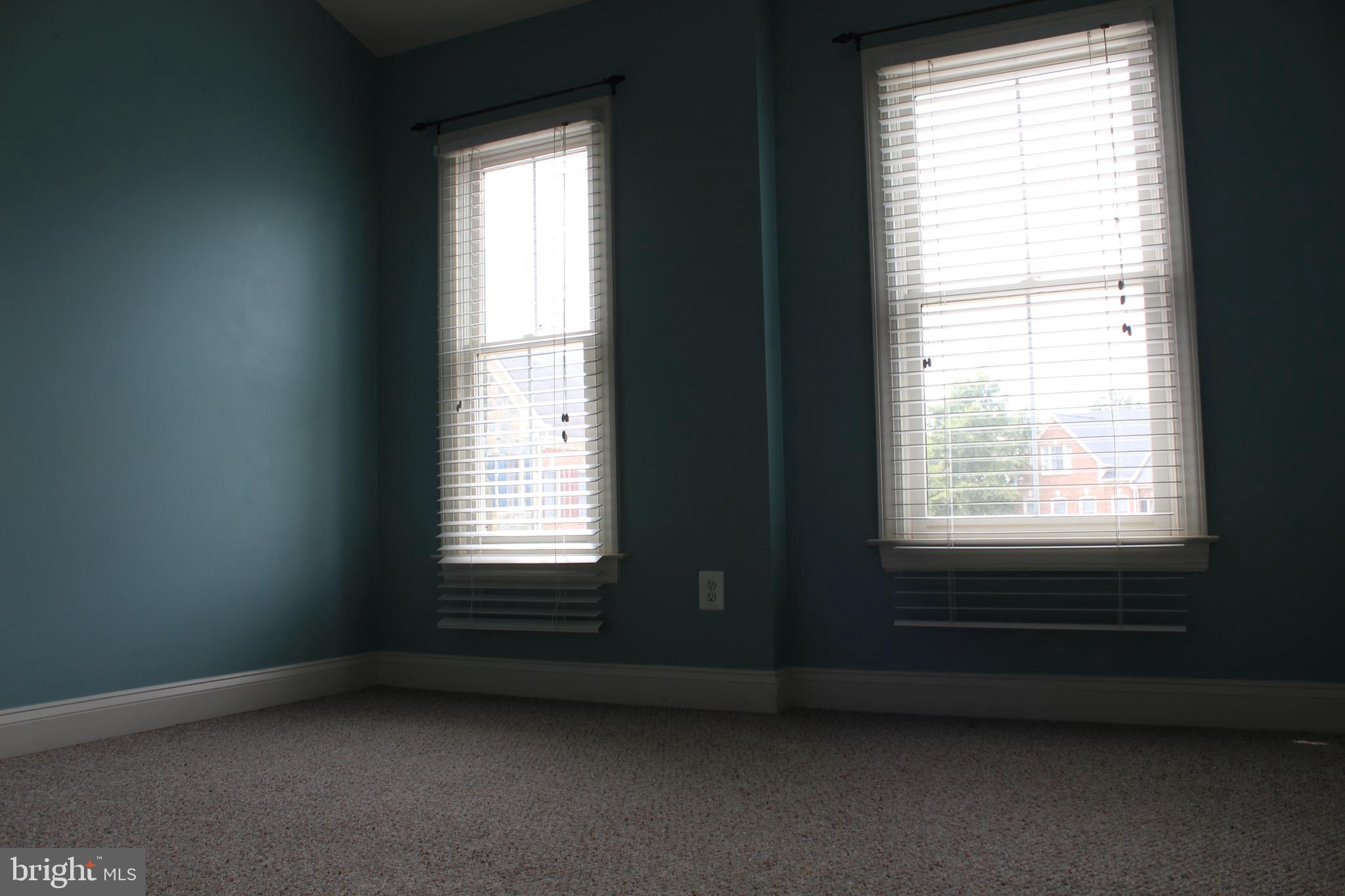 RIDGE TOP - Residential Lease