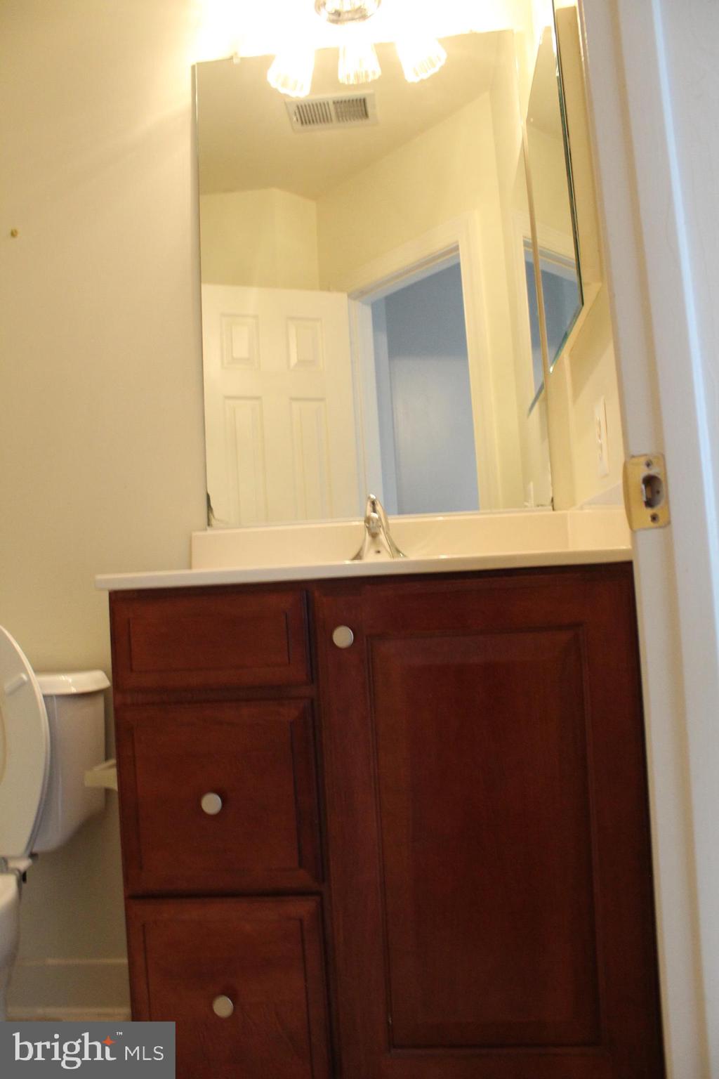 RIDGE TOP - Residential Lease