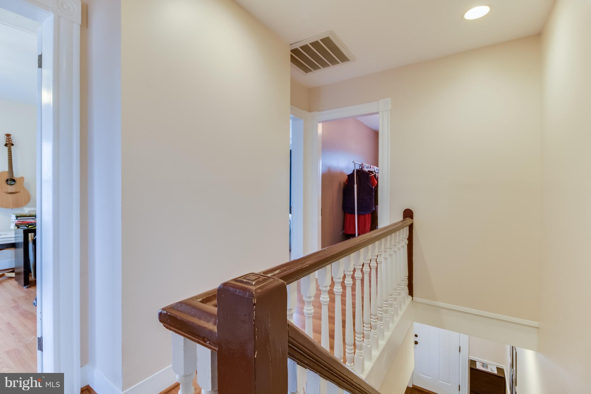 MAYFIELD - Residential