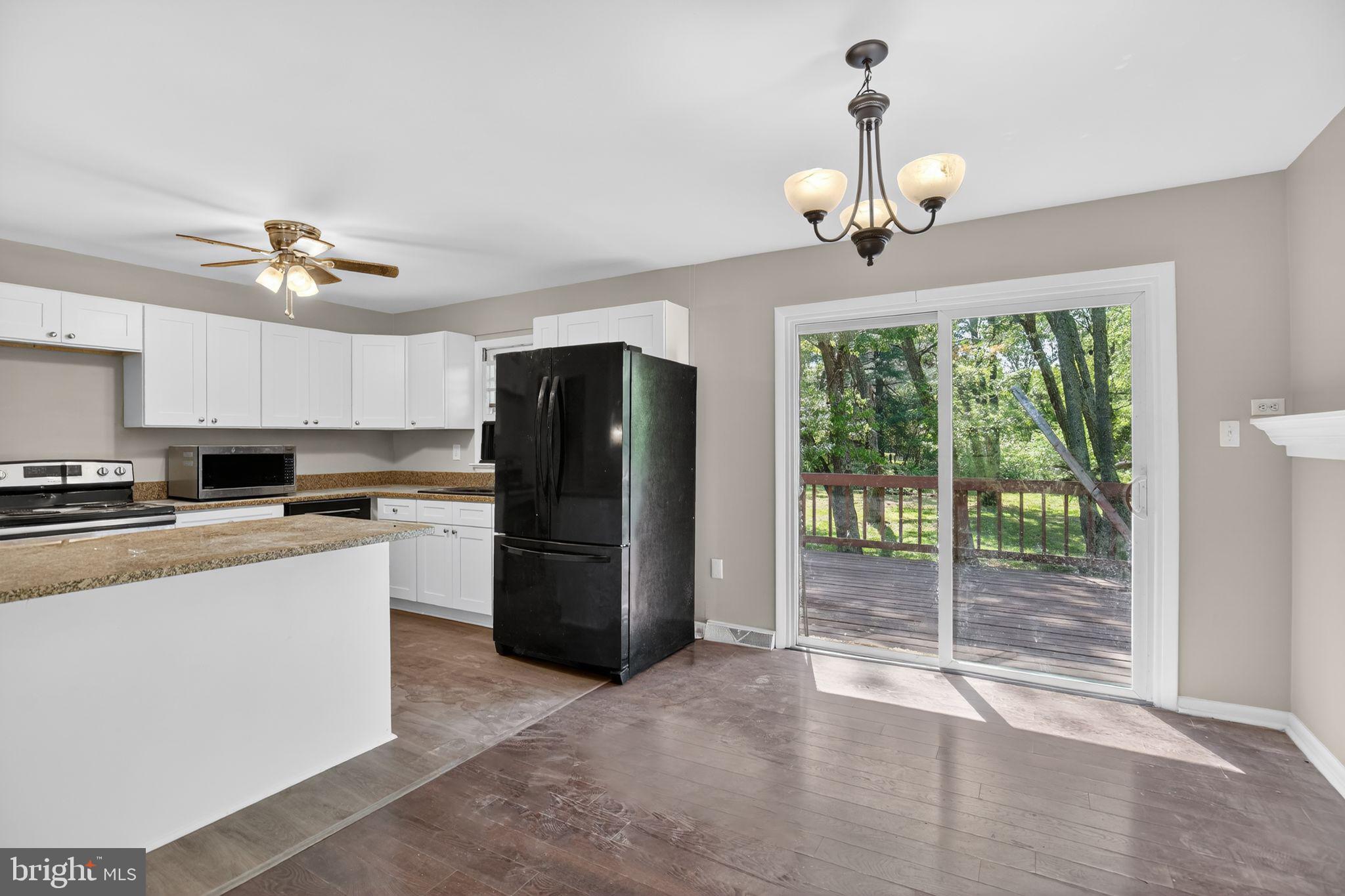 ROBIE MANOR - Residential