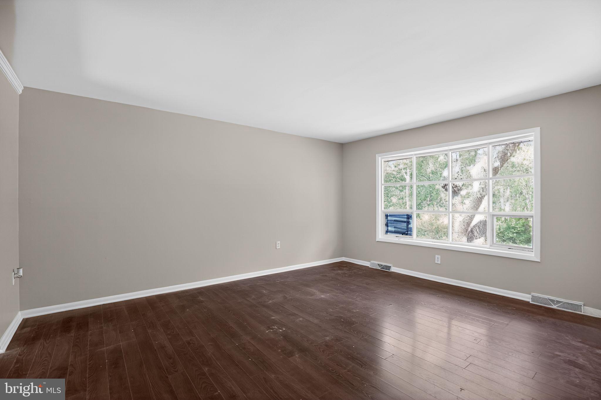 ROBIE MANOR - Residential