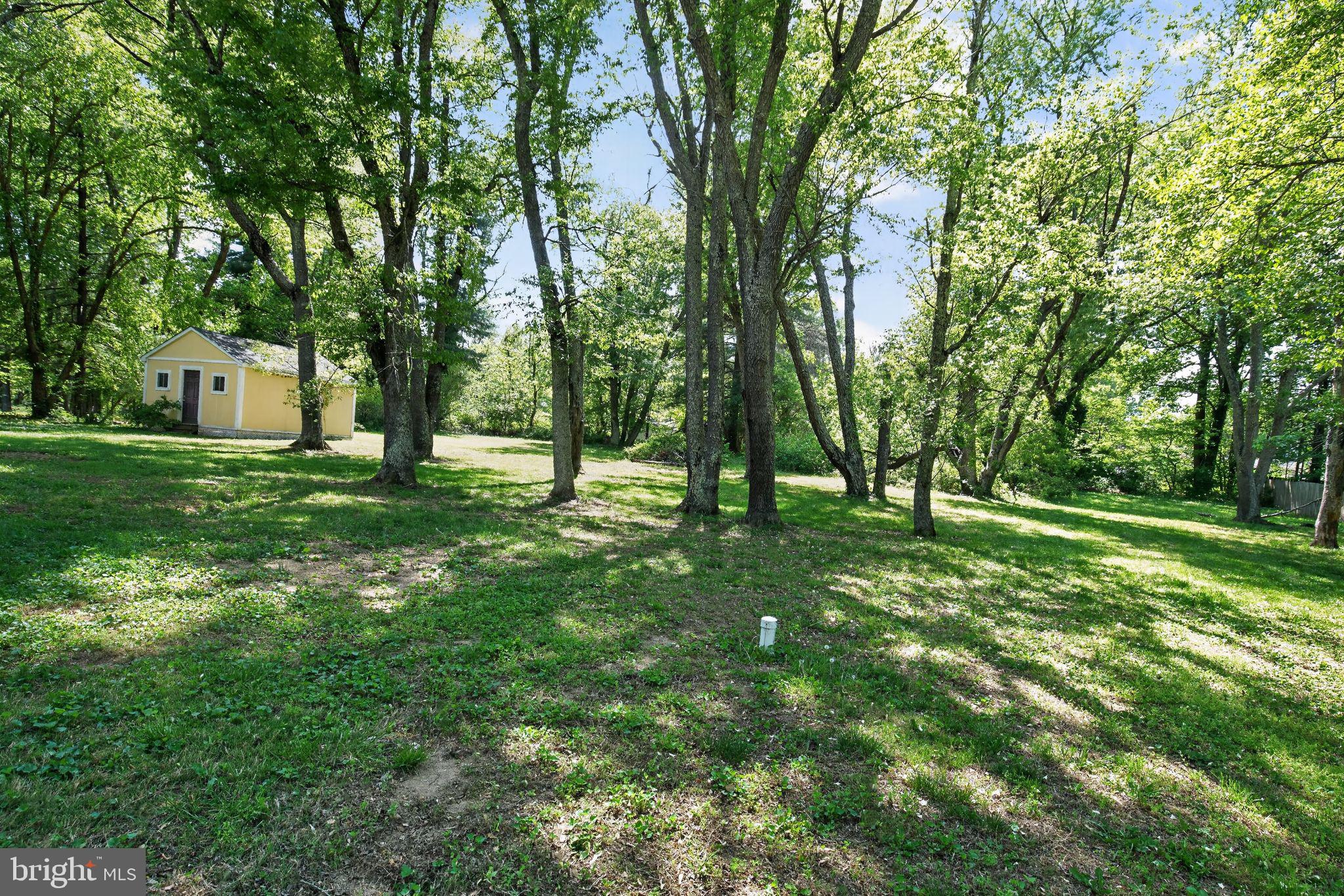 ROBIE MANOR - Residential