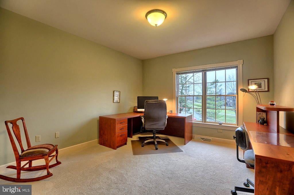 THE PINES - Residential
