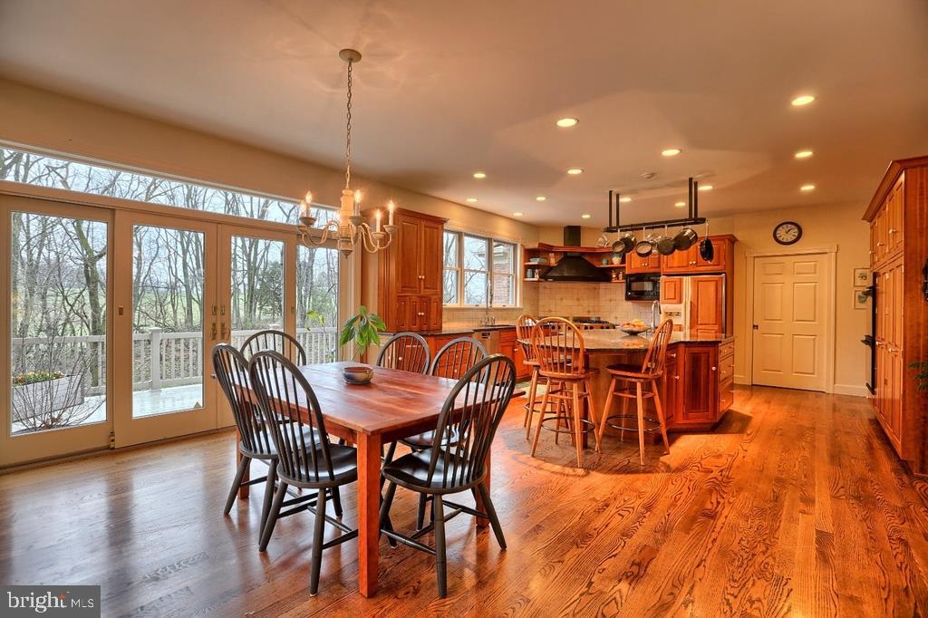 THE PINES - Residential