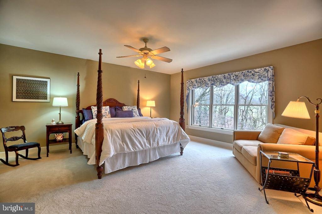 THE PINES - Residential