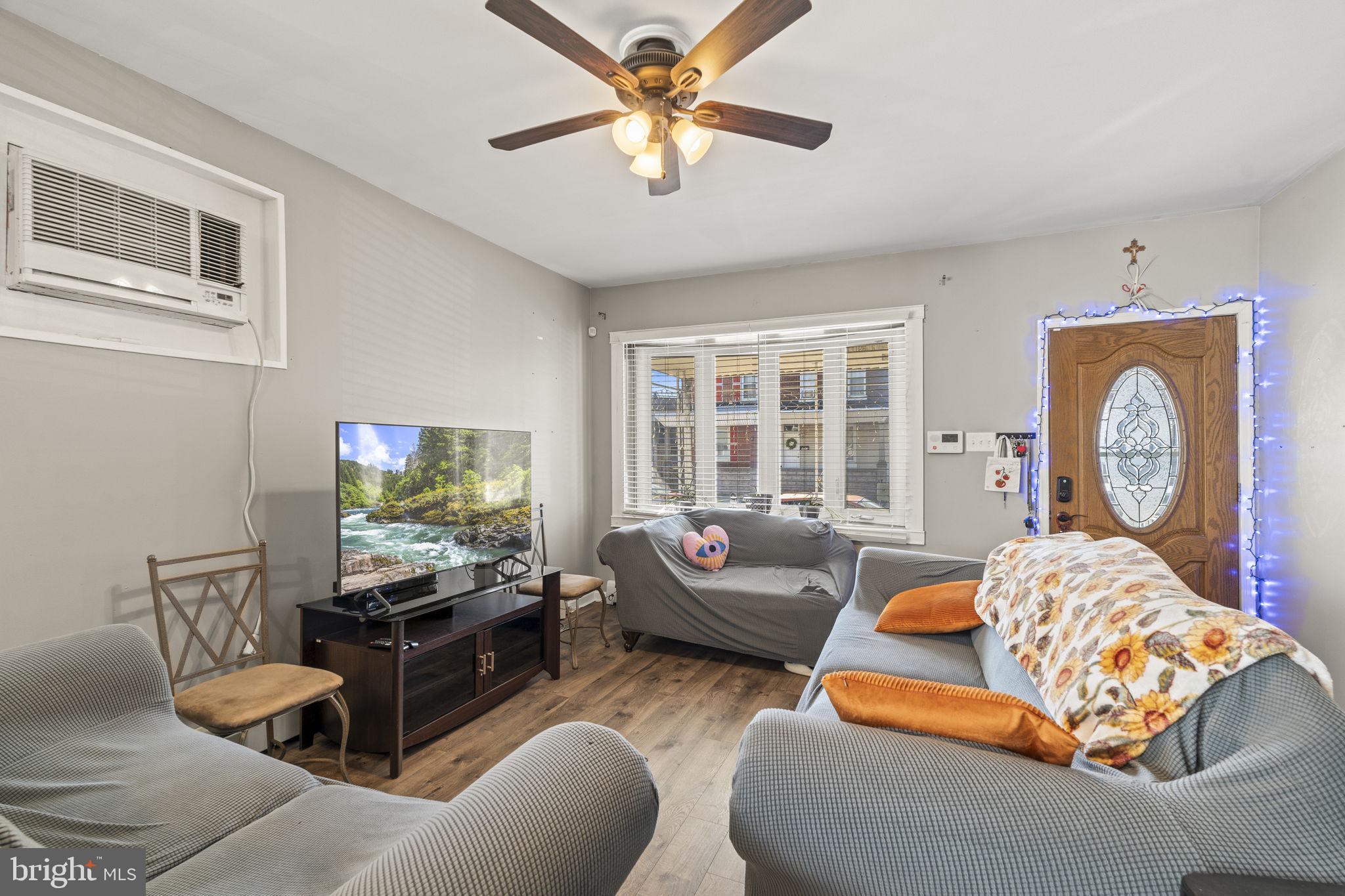 BRIDESBURG - Residential