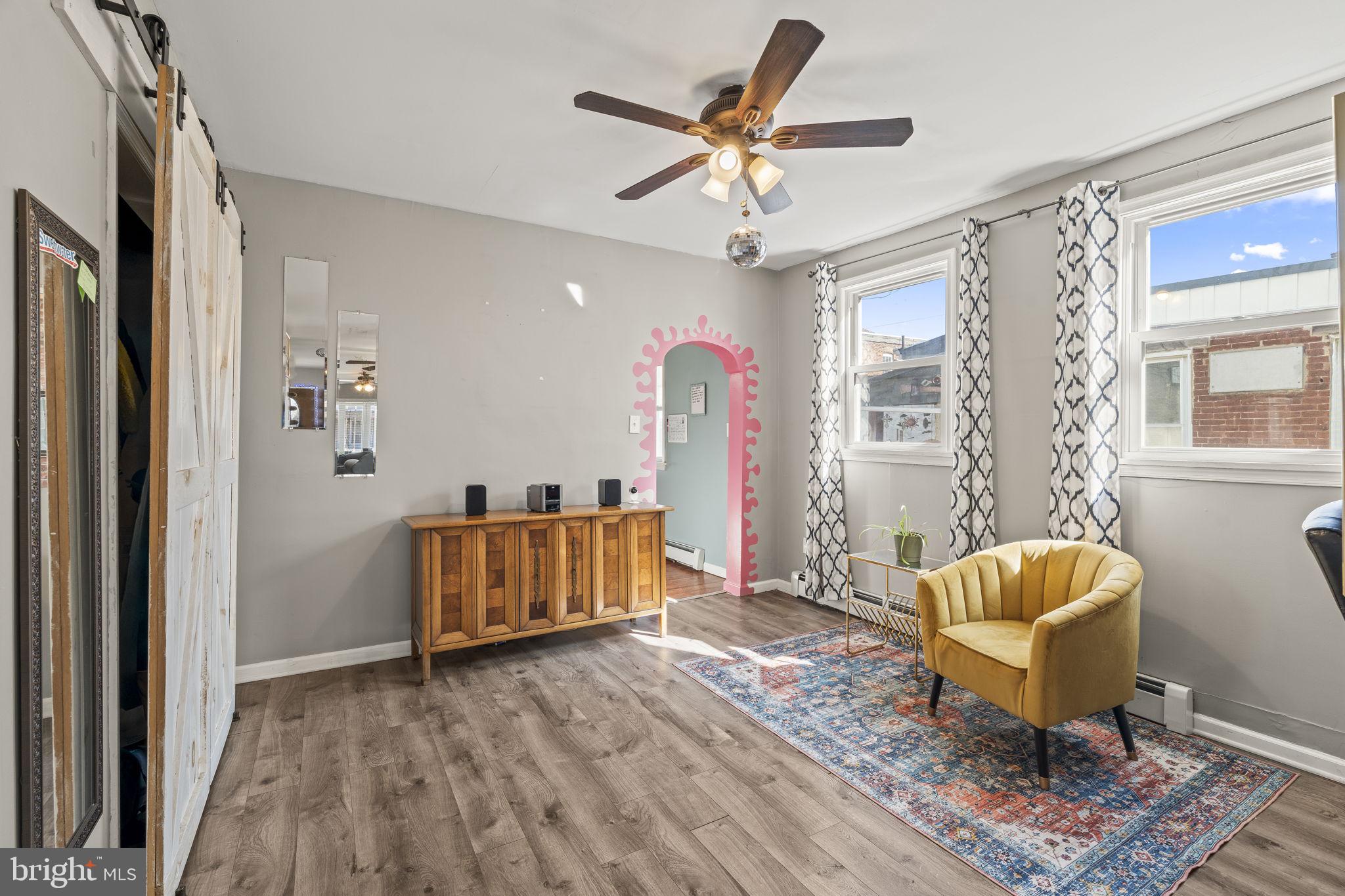 BRIDESBURG - Residential