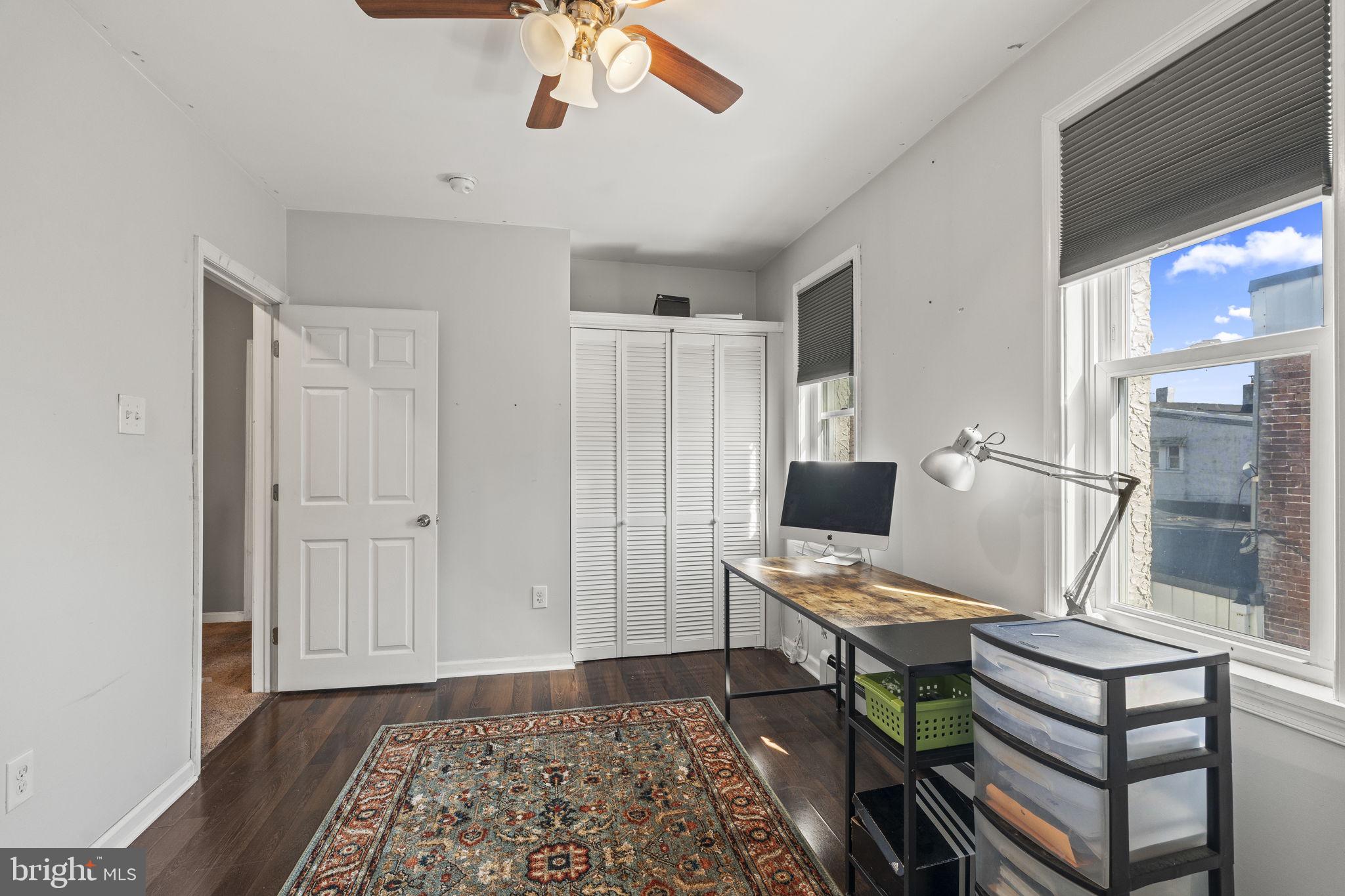 BRIDESBURG - Residential