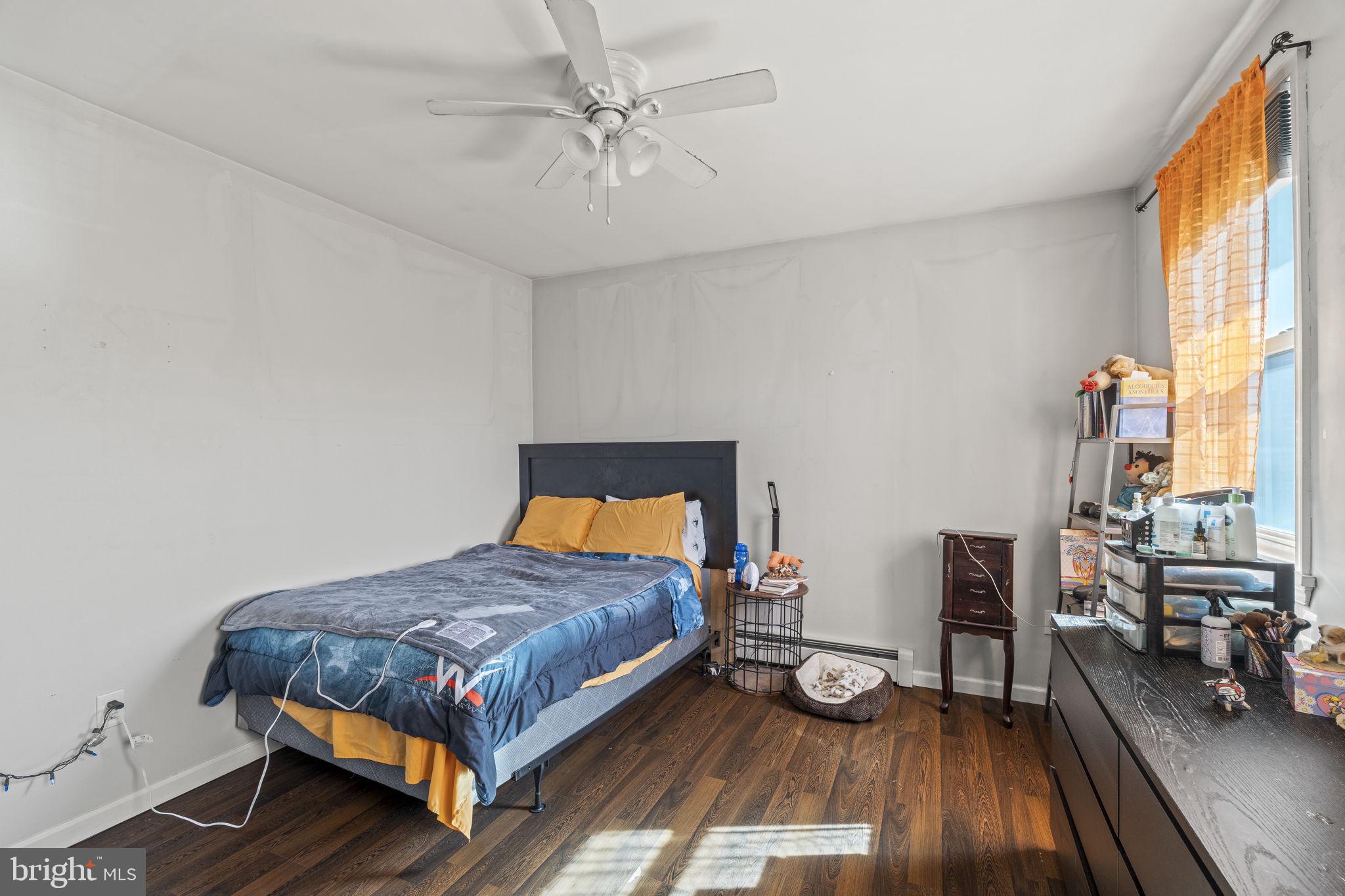 BRIDESBURG - Residential