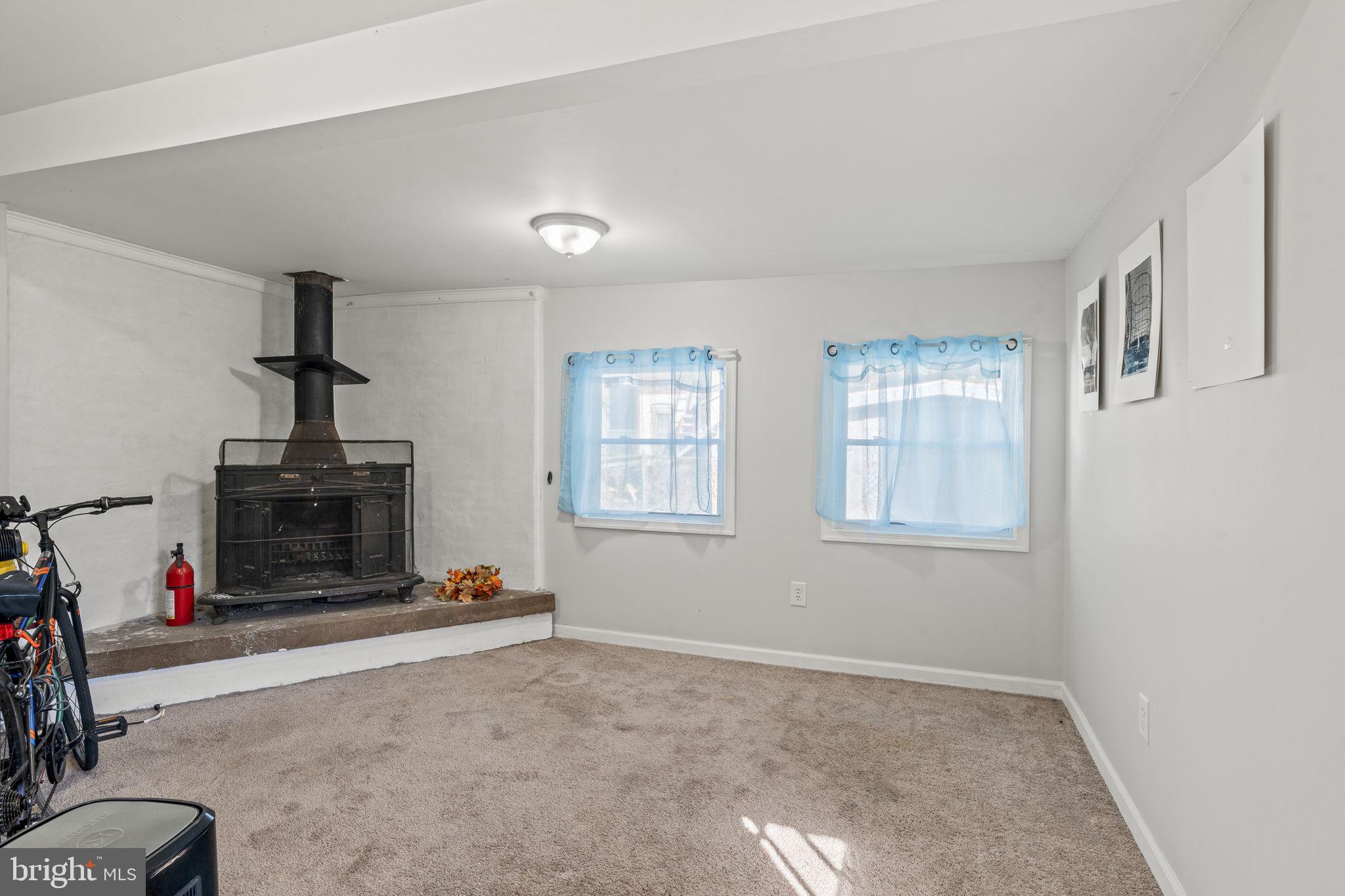 BRIDESBURG - Residential