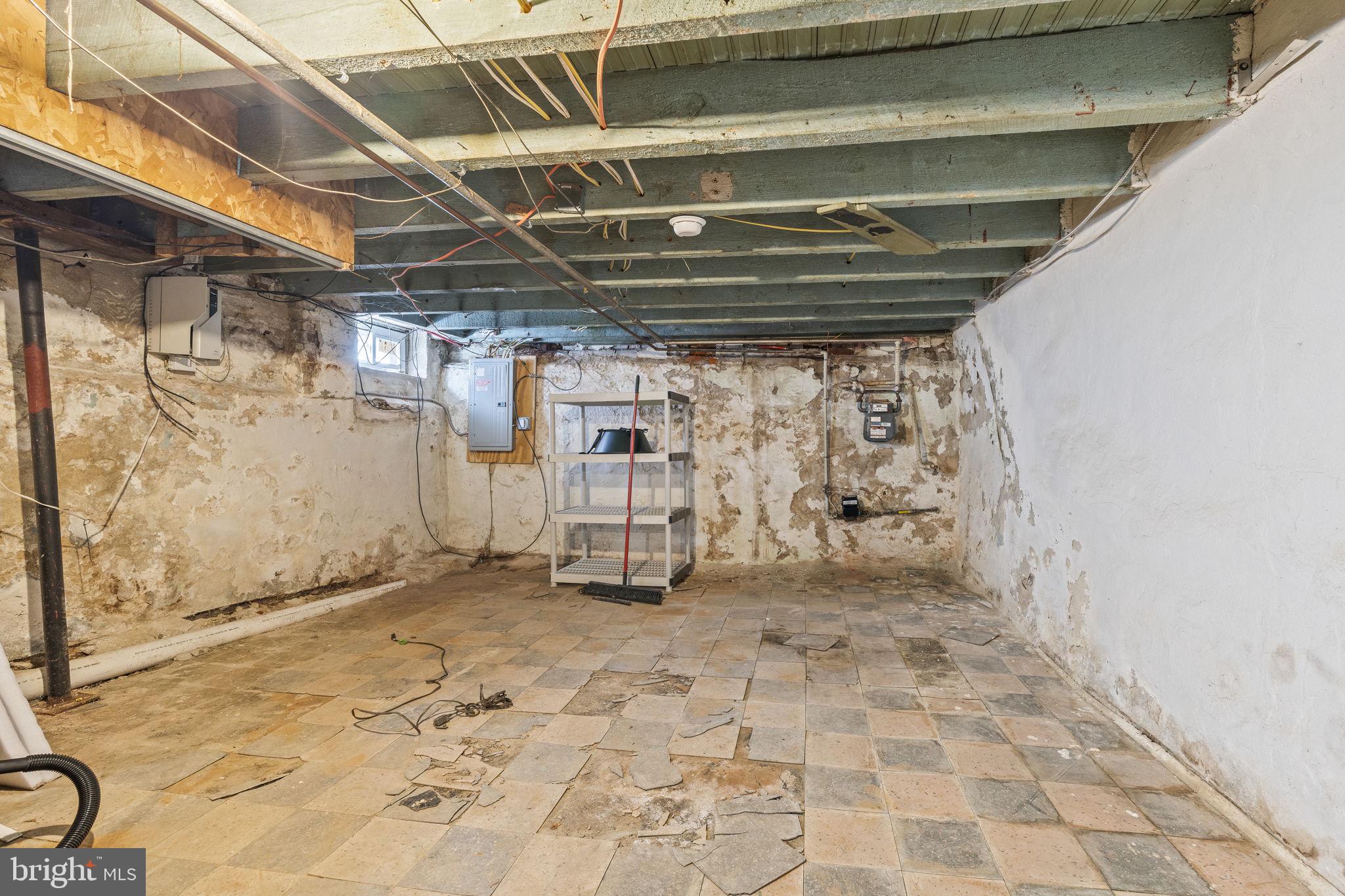 BRIDESBURG - Residential