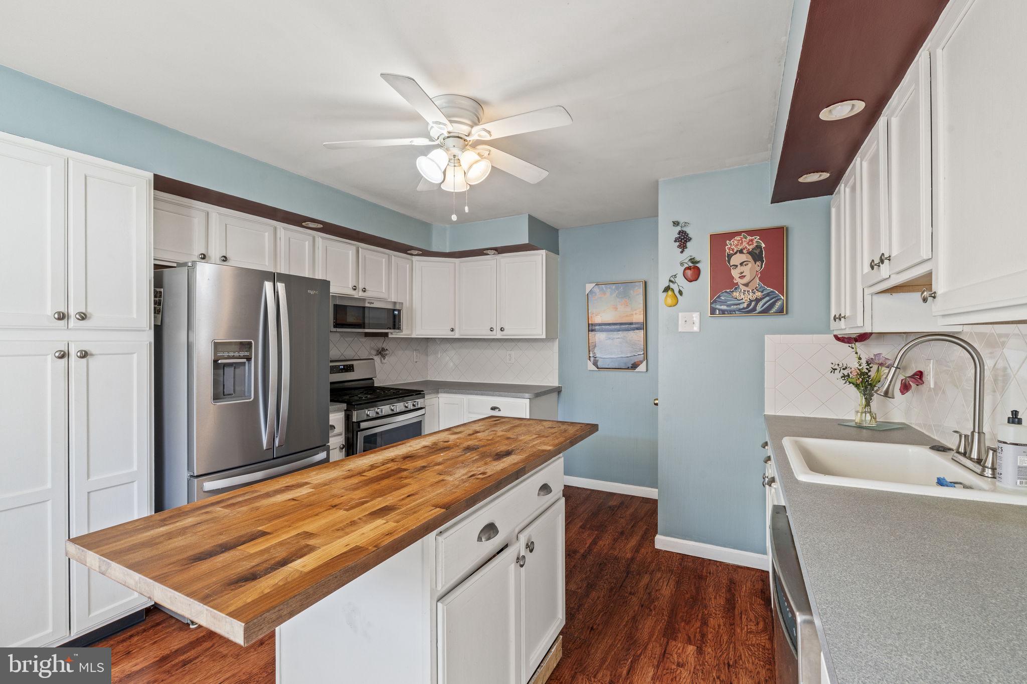 BRIDESBURG - Residential