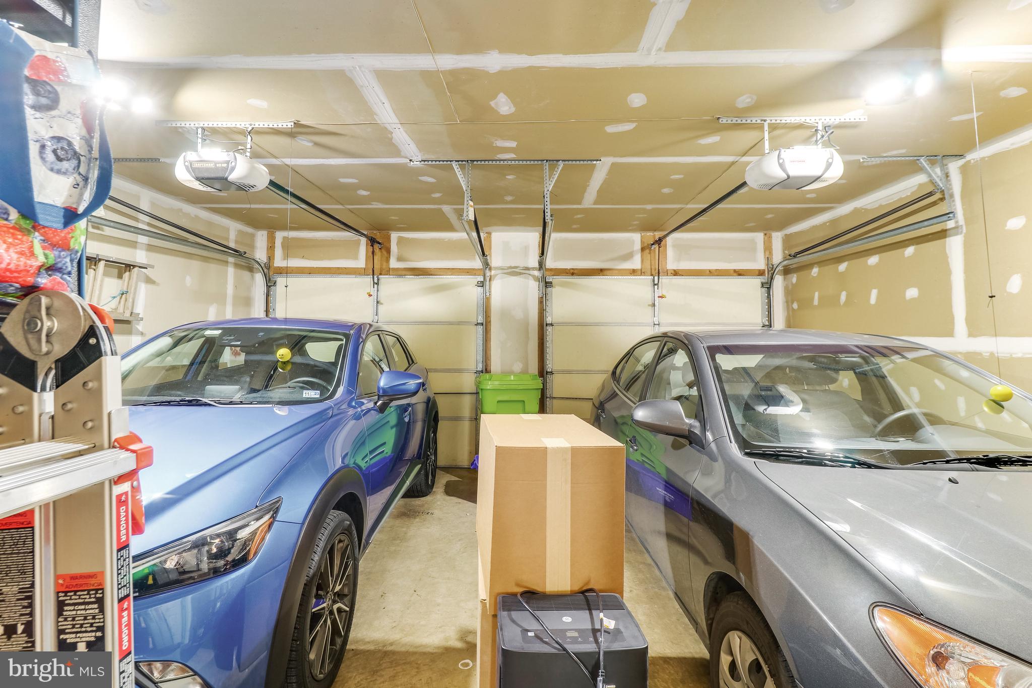 SUMMERS GROVE - Residential