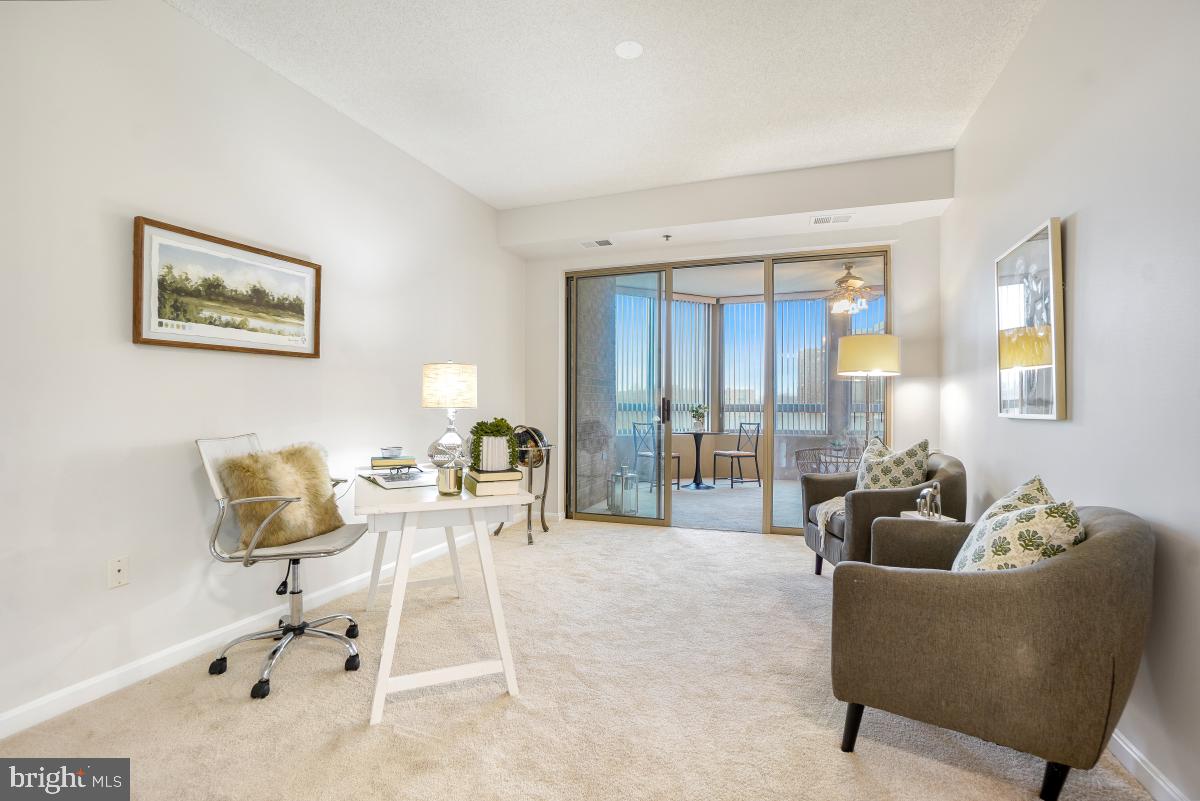 LEISURE WORLD - Residential