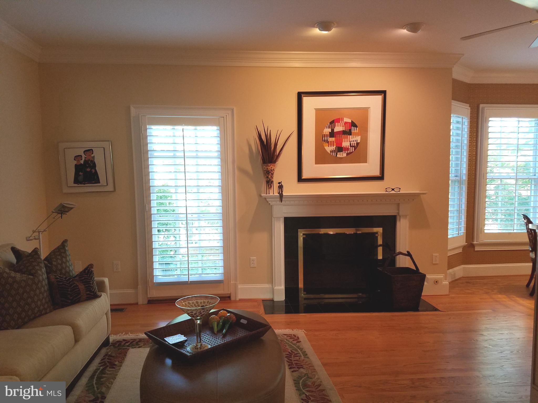 MAYFAIR OF MCLEAN - Residential Lease