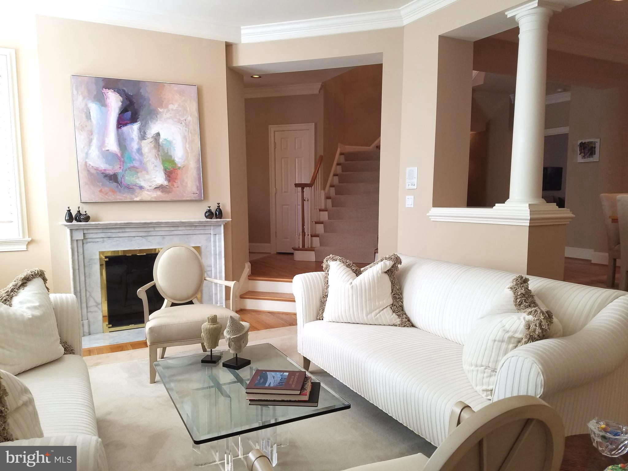 MAYFAIR OF MCLEAN - Residential Lease