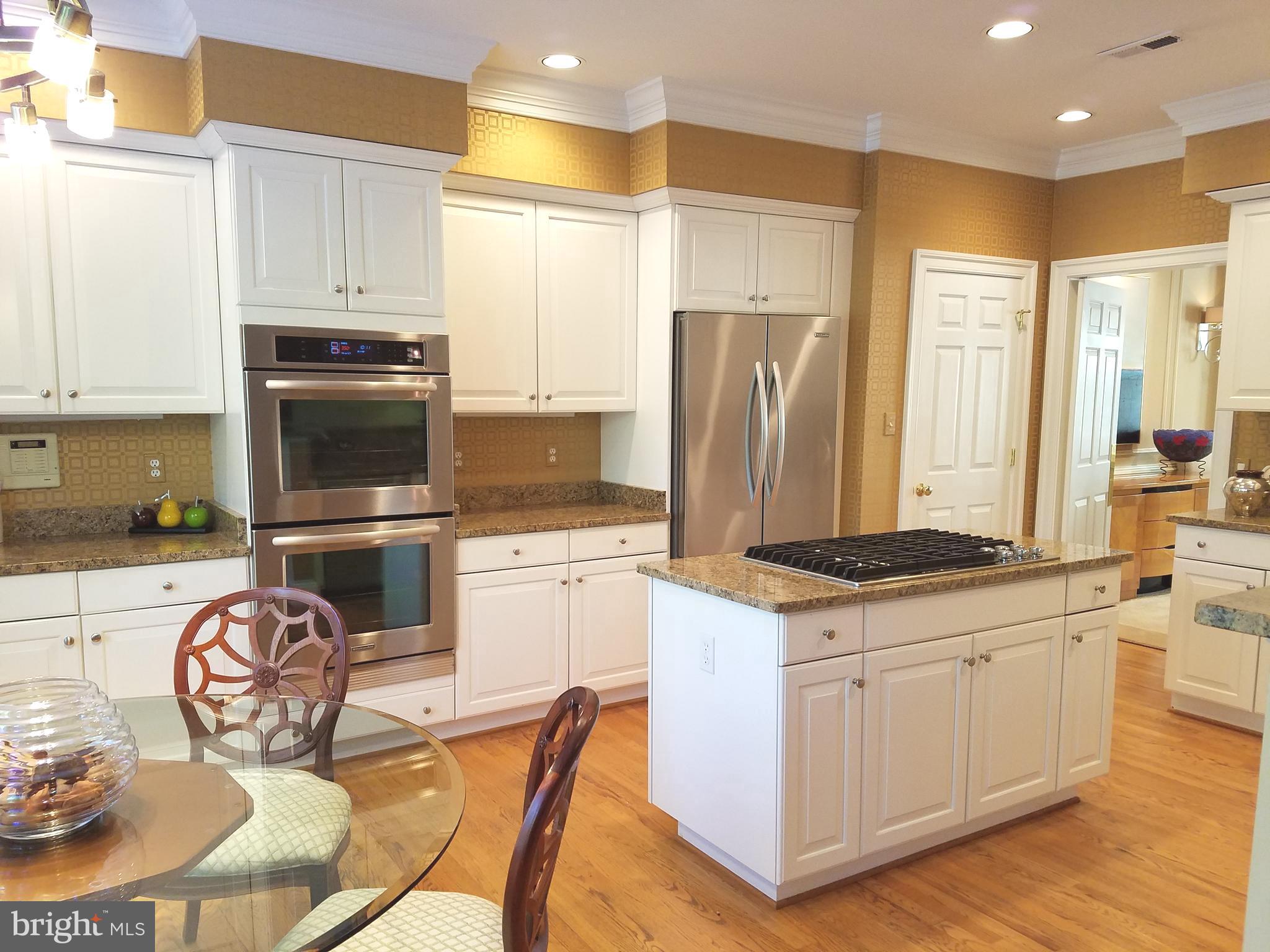 MAYFAIR OF MCLEAN - Residential Lease