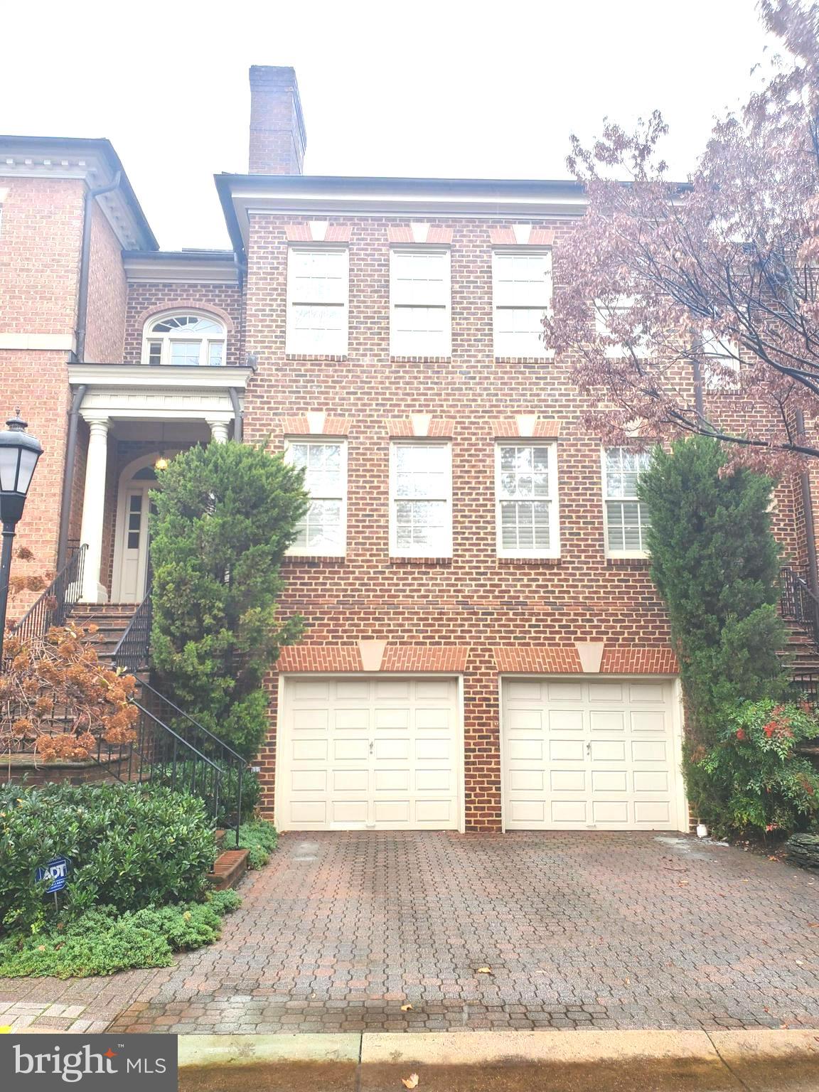 MAYFAIR OF MCLEAN - Residential Lease