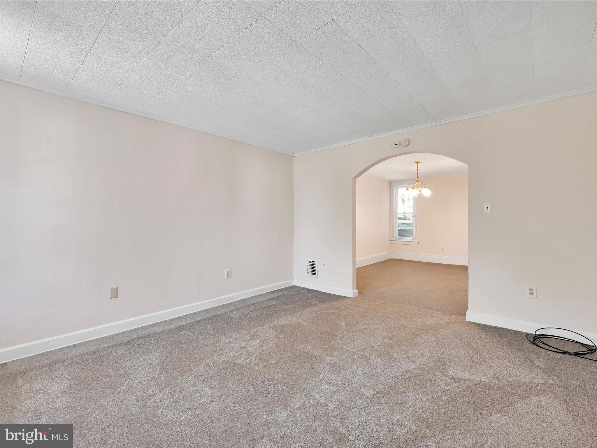 POTTSVILLE - Residential