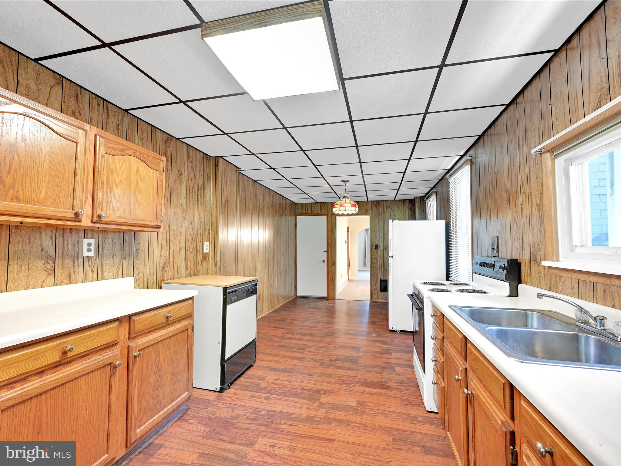 POTTSVILLE - Residential