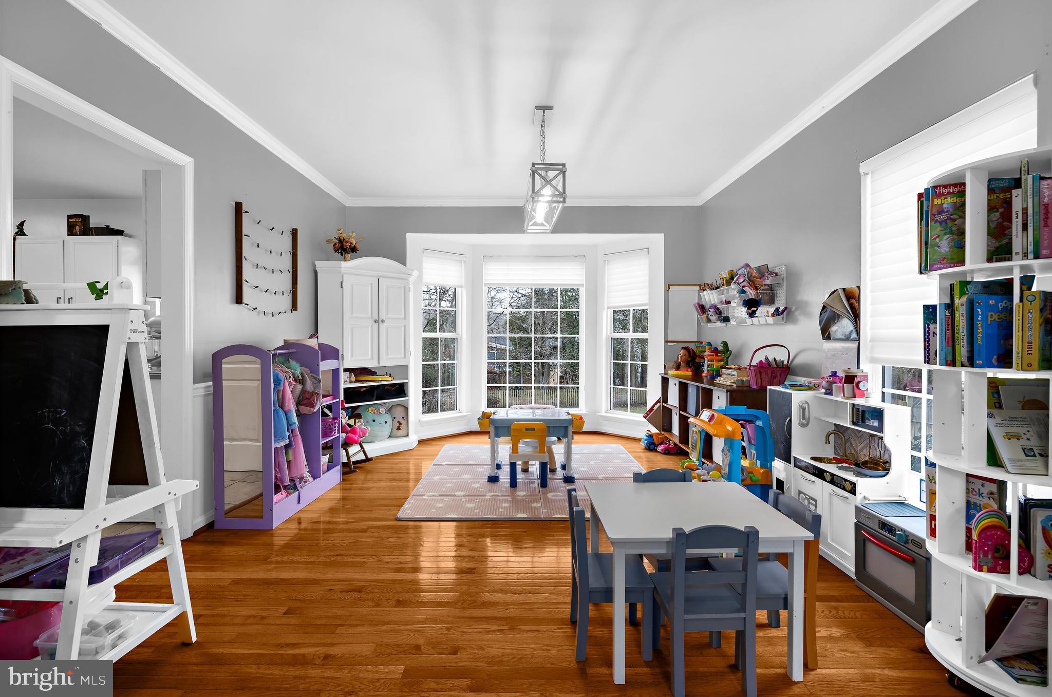 CEDAR TREE - Residential