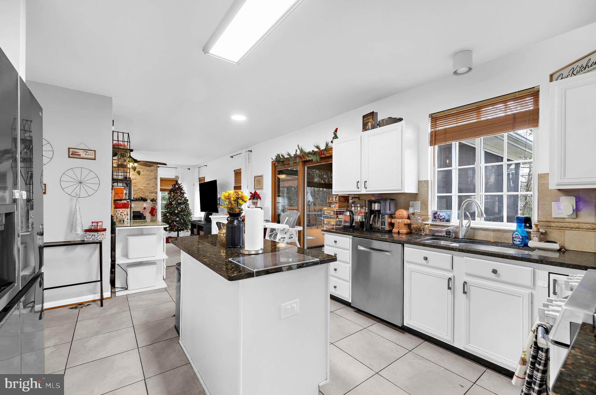 CEDAR TREE - Residential