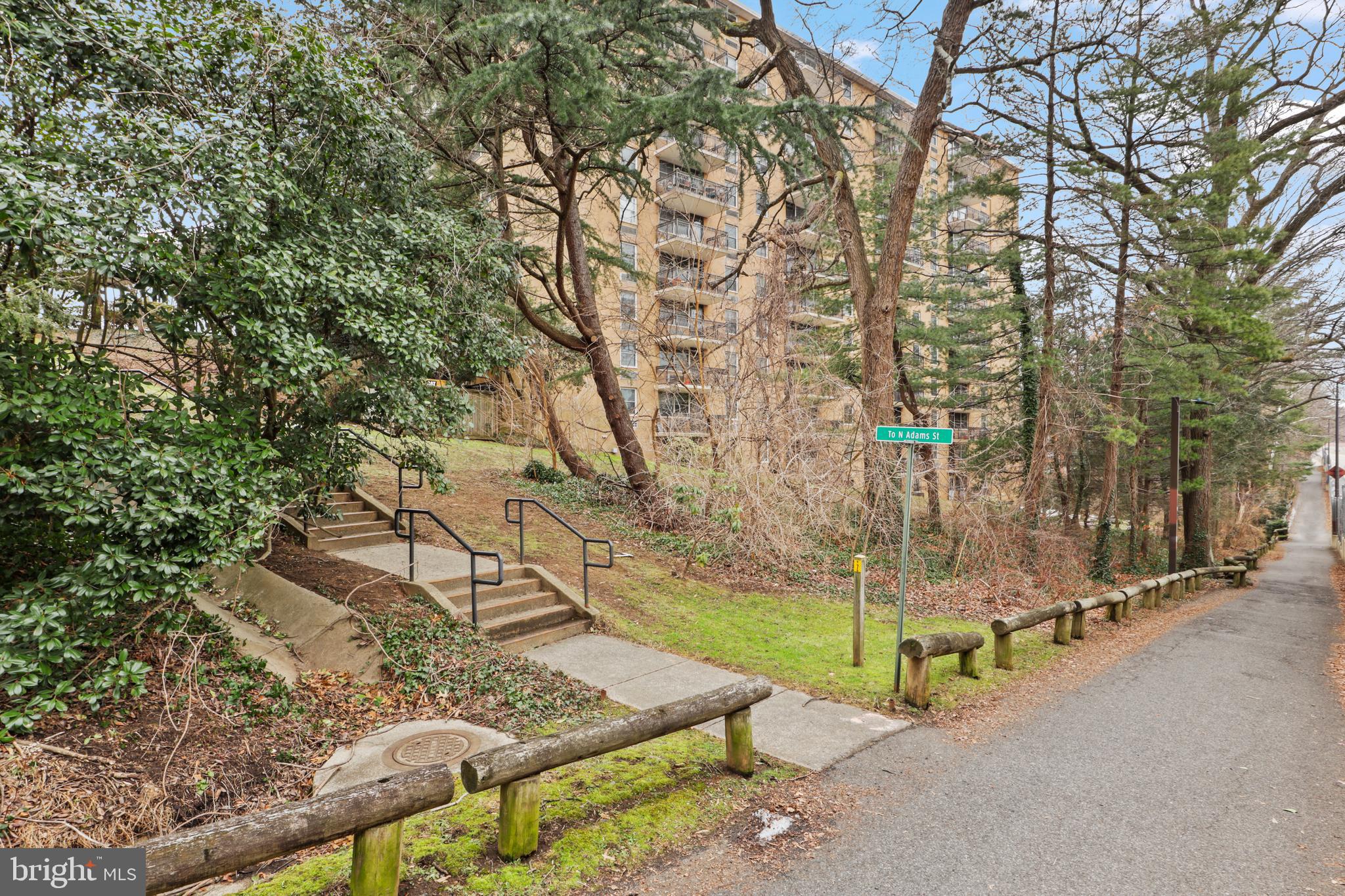 CIRCLE - Residential