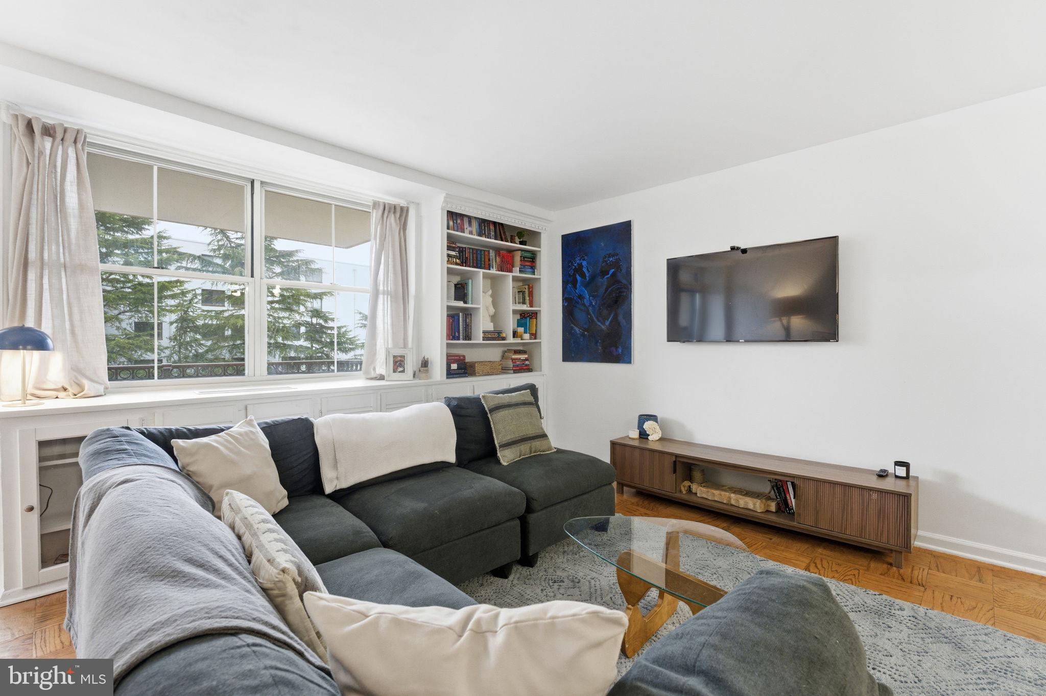 CIRCLE - Residential