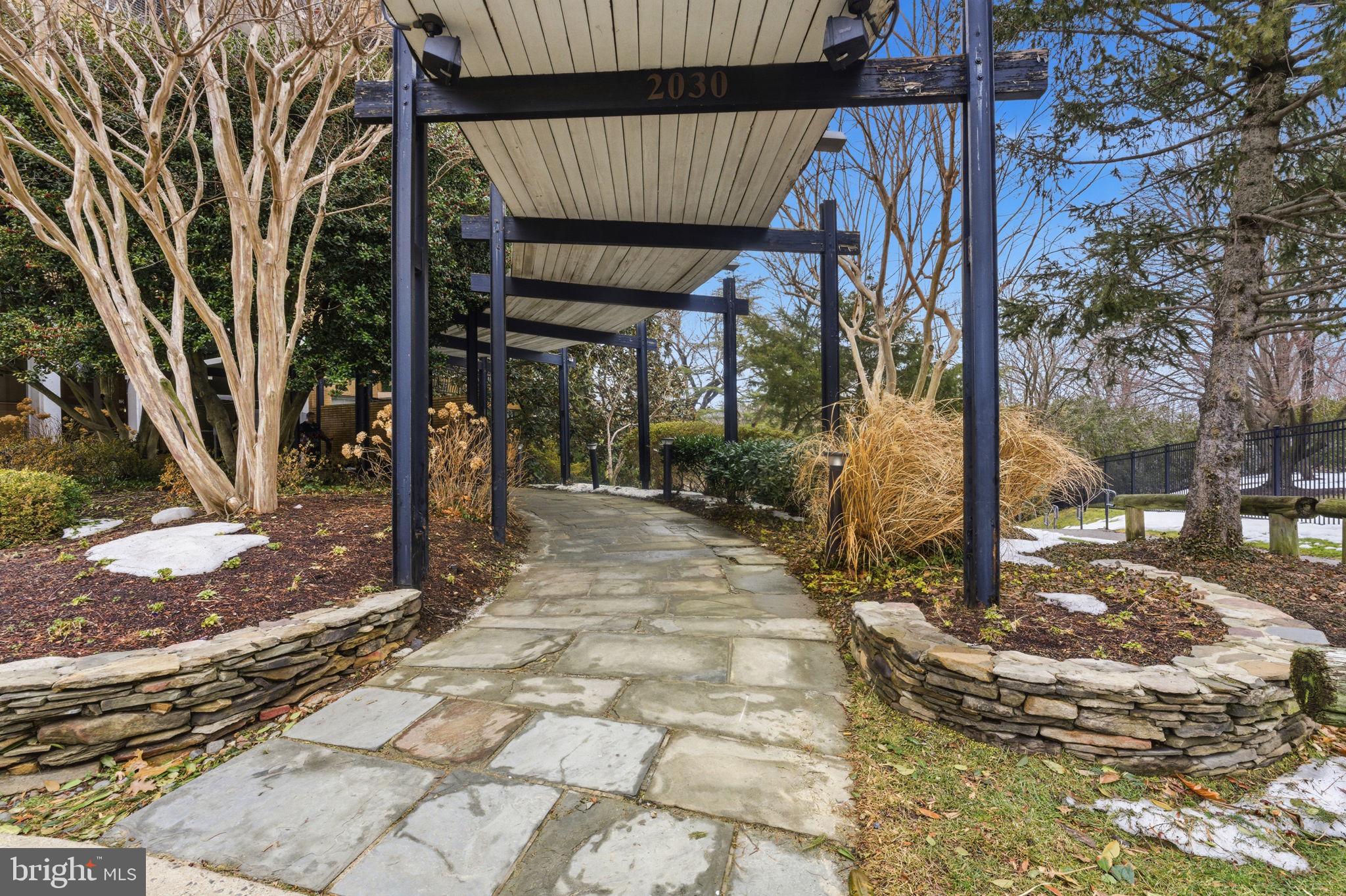 CIRCLE - Residential