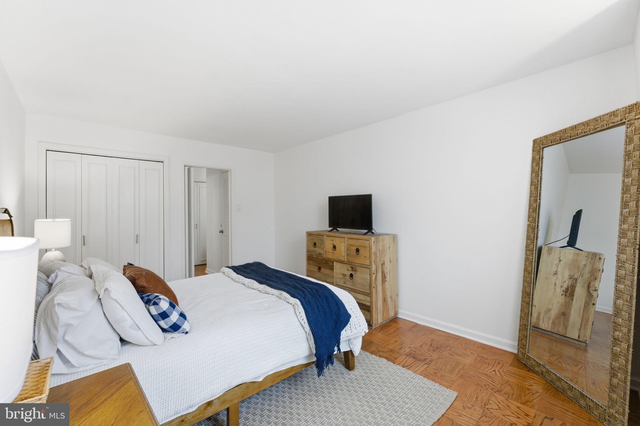 CIRCLE - Residential