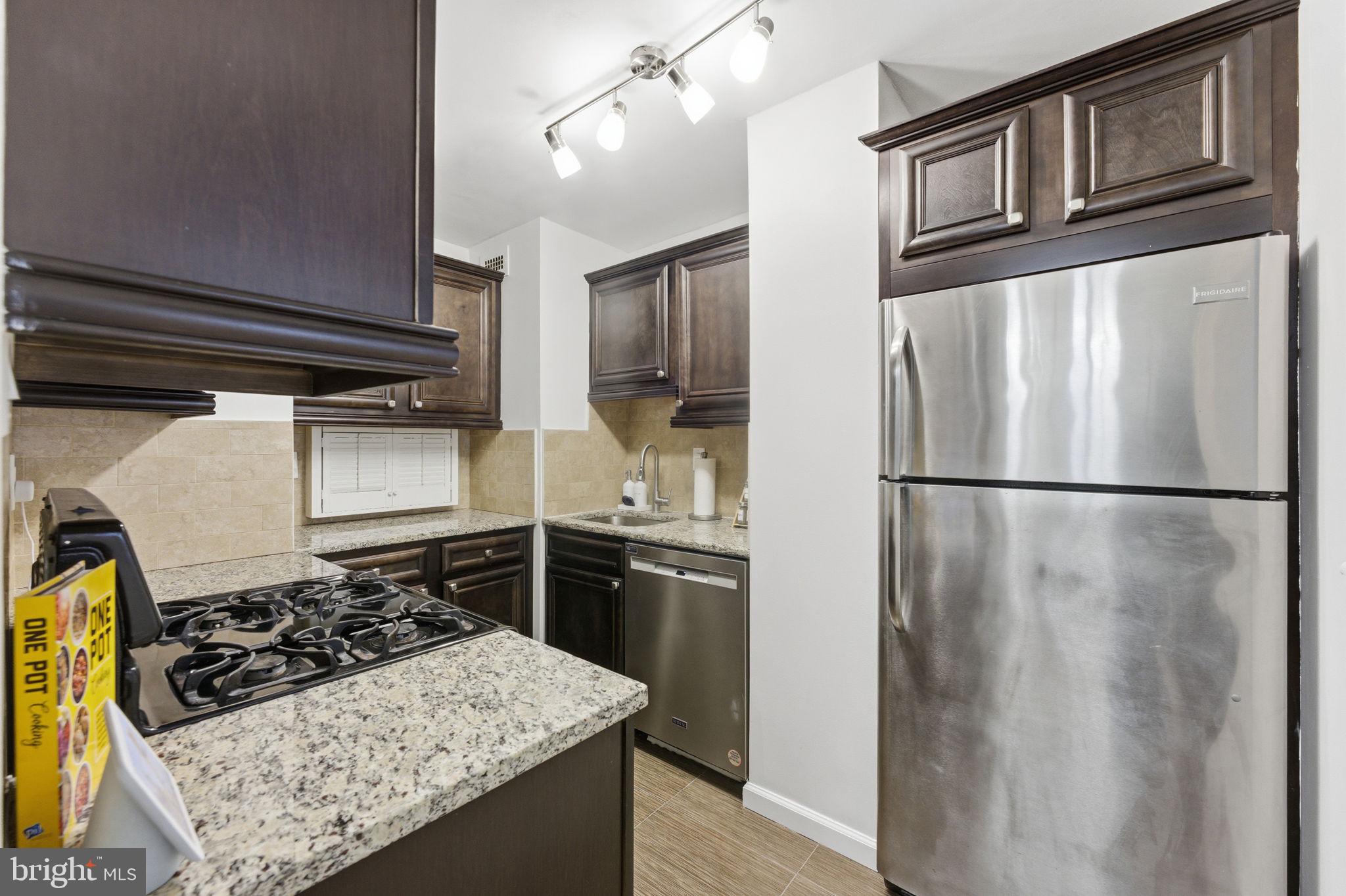 CIRCLE - Residential