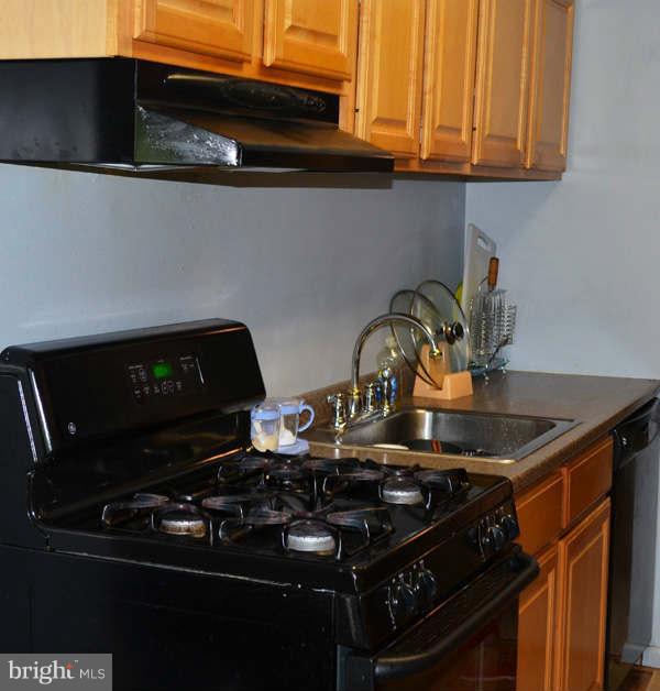 WOODBURN VILLAGE - Residential