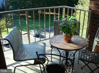 WOODBURN VILLAGE - Residential