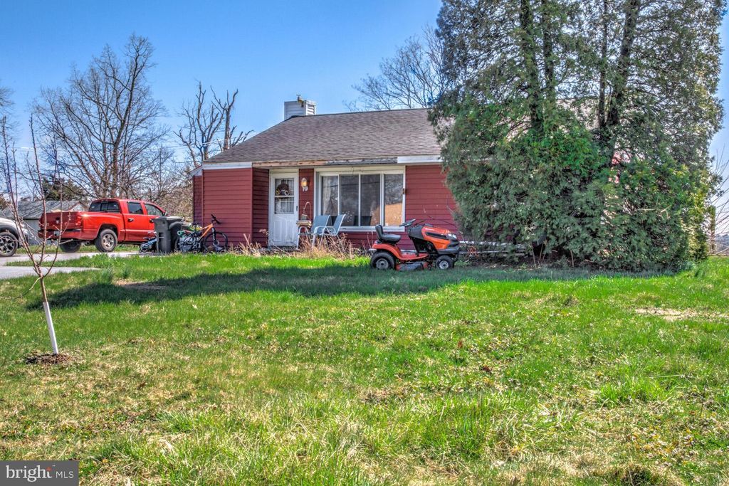 Photo of 1303 Mount Gretna Road, Elizabethtown, PA 17022 (MLS # PALA2048952)