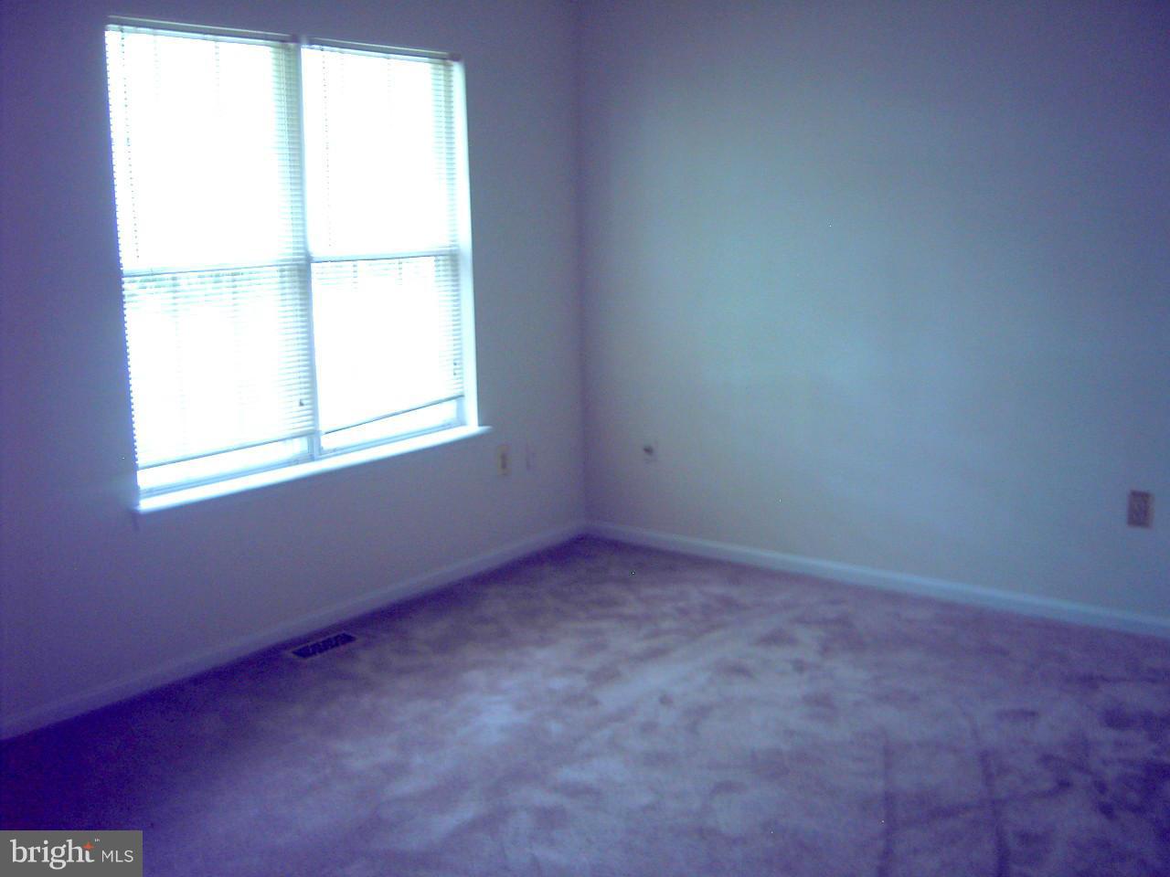 ST CHARLES SUB - LANCASTER - Residential Lease