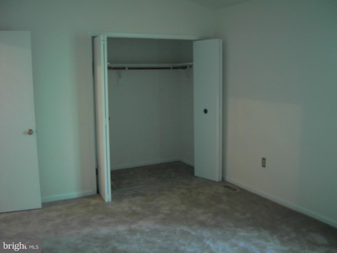 ST CHARLES SUB - LANCASTER - Residential Lease