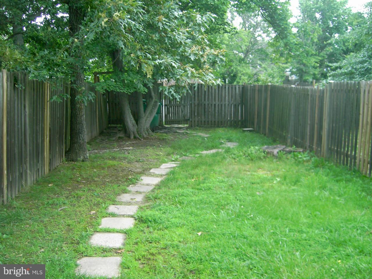 ST CHARLES SUB - LANCASTER - Residential Lease