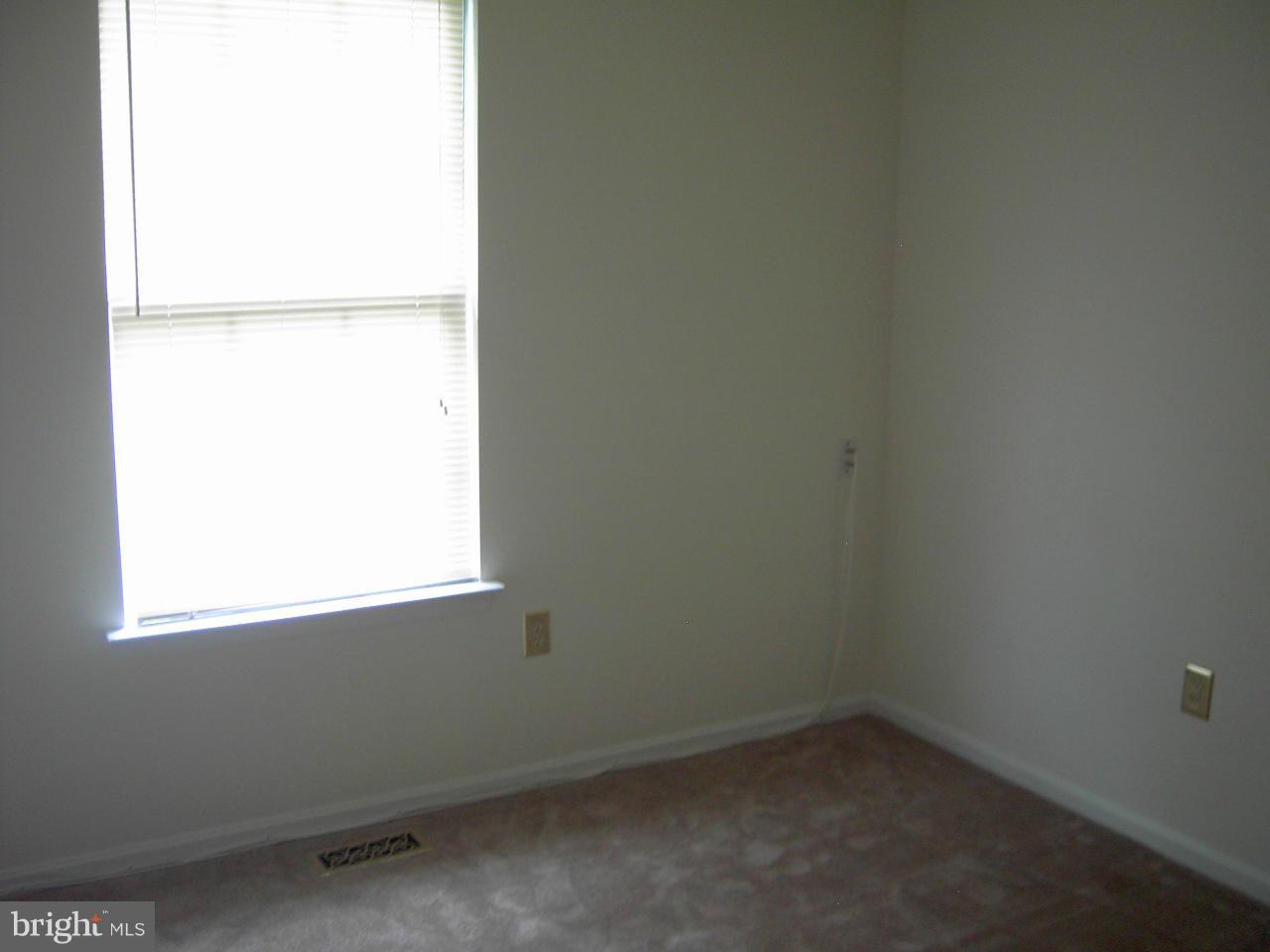 ST CHARLES SUB - LANCASTER - Residential Lease