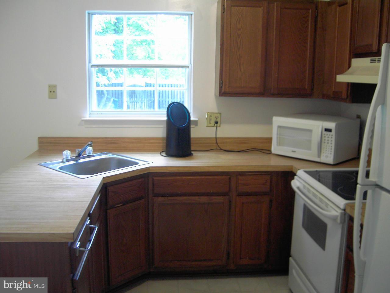 ST CHARLES SUB - LANCASTER - Residential Lease