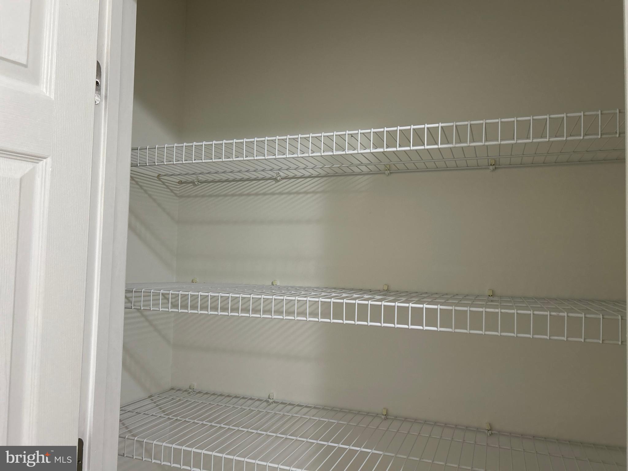 BONIWOOD - PLAT FOUR - Residential Lease