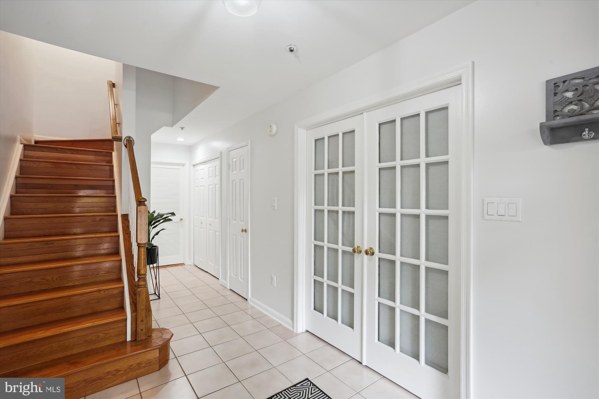 RIDGEFIELD - Residential Lease