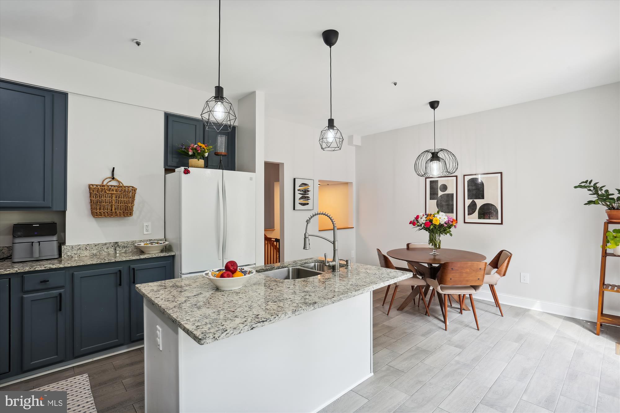 RIDGEFIELD - Residential Lease