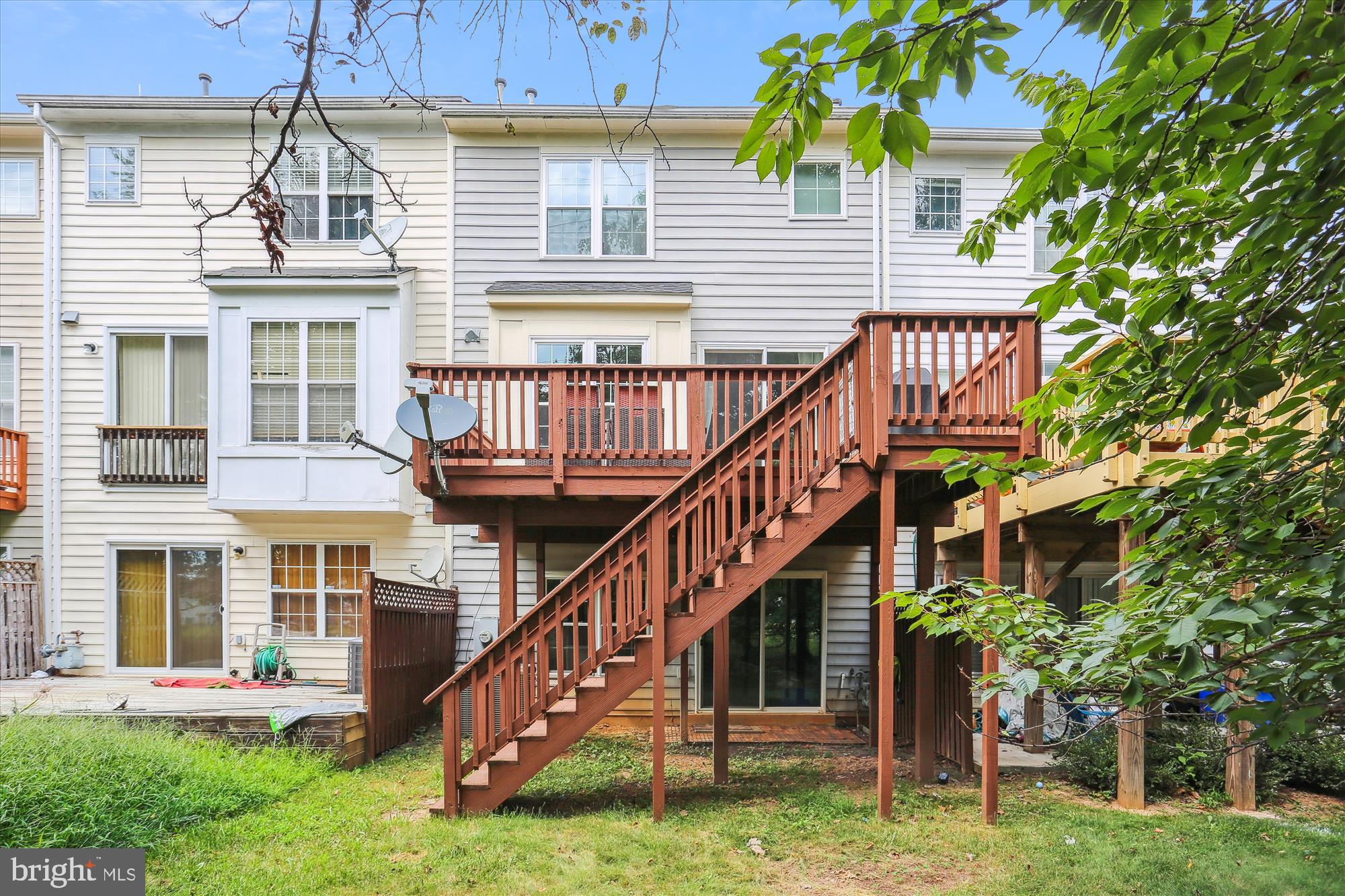 RIDGEFIELD - Residential Lease